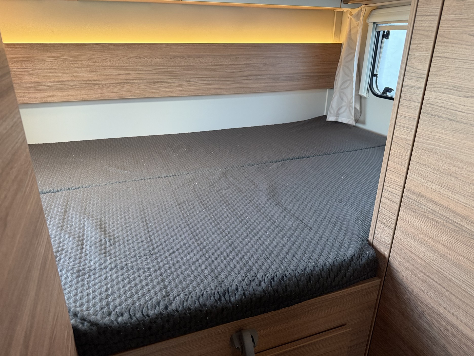 WEINSBERG CaraHome 650 DG Gratis Stallin