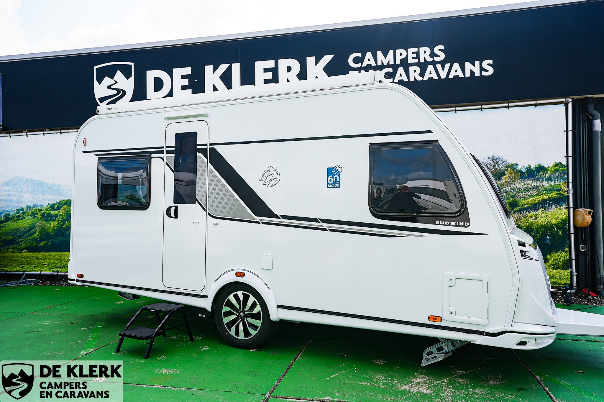 KNAUS SUDWIND 450 FU 60 YEARS