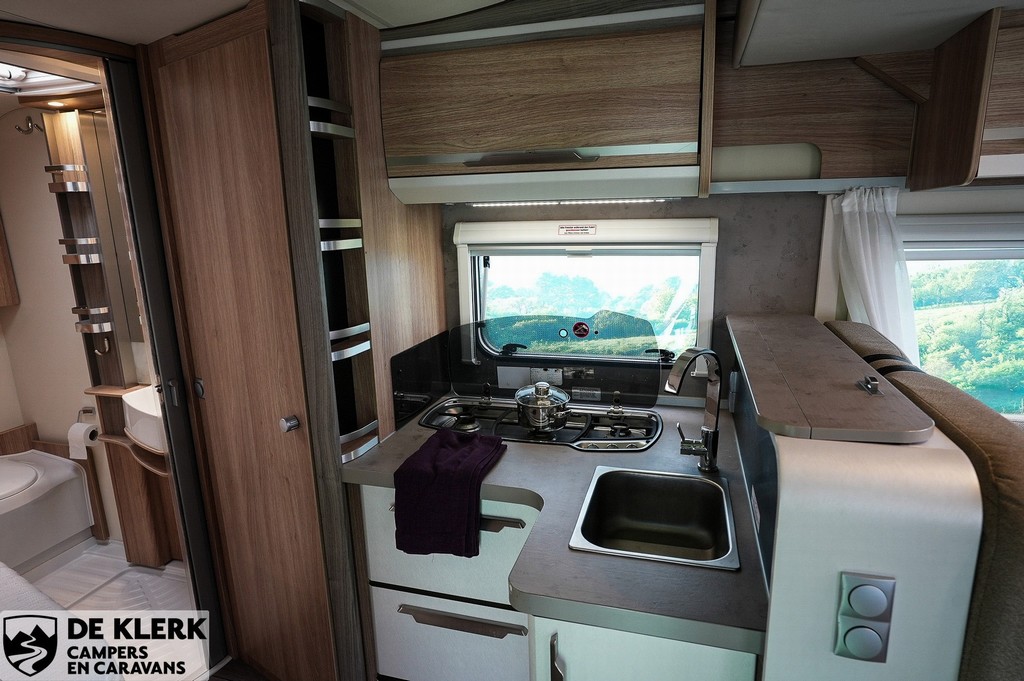 KNAUS SKY WAVE 650 MF