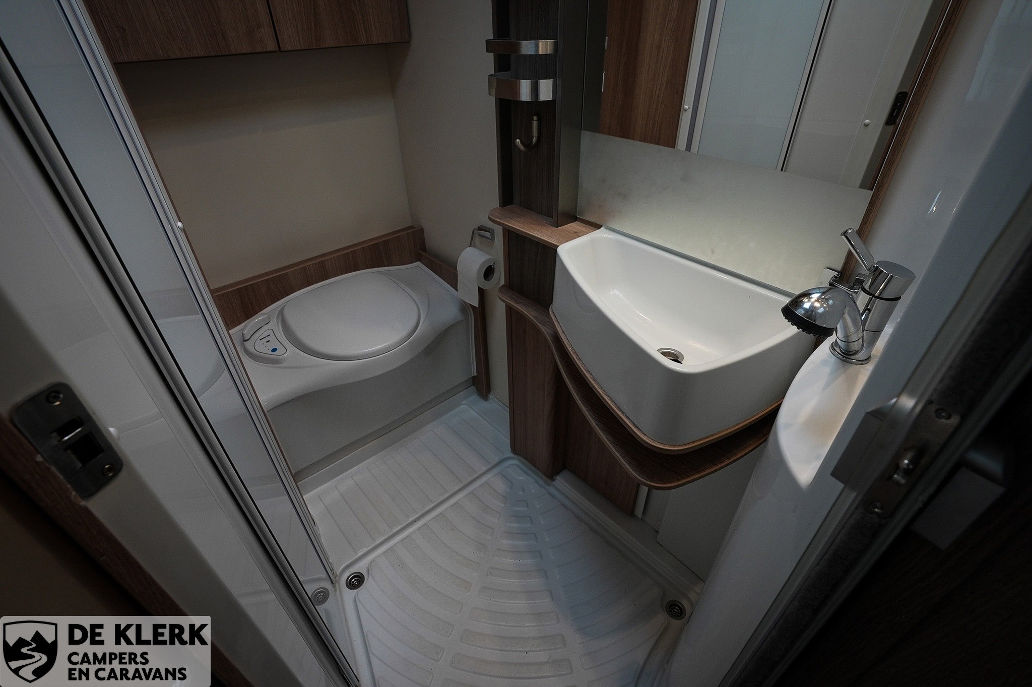 KNAUS SKY WAVE 650 MF