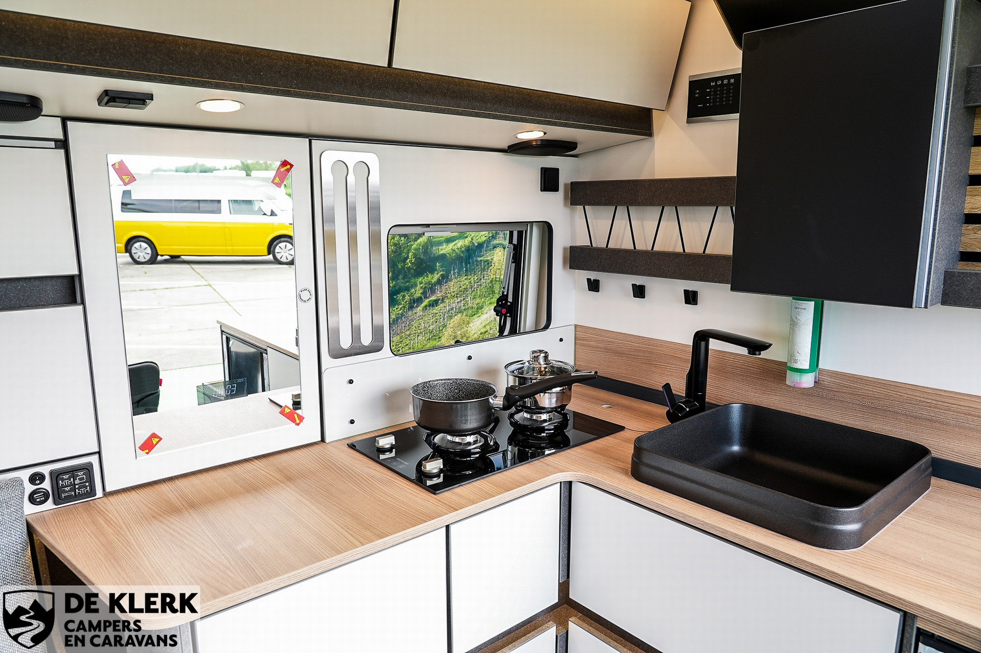 WEINSBERG CaraLife 630 LQ Voorraadkortin