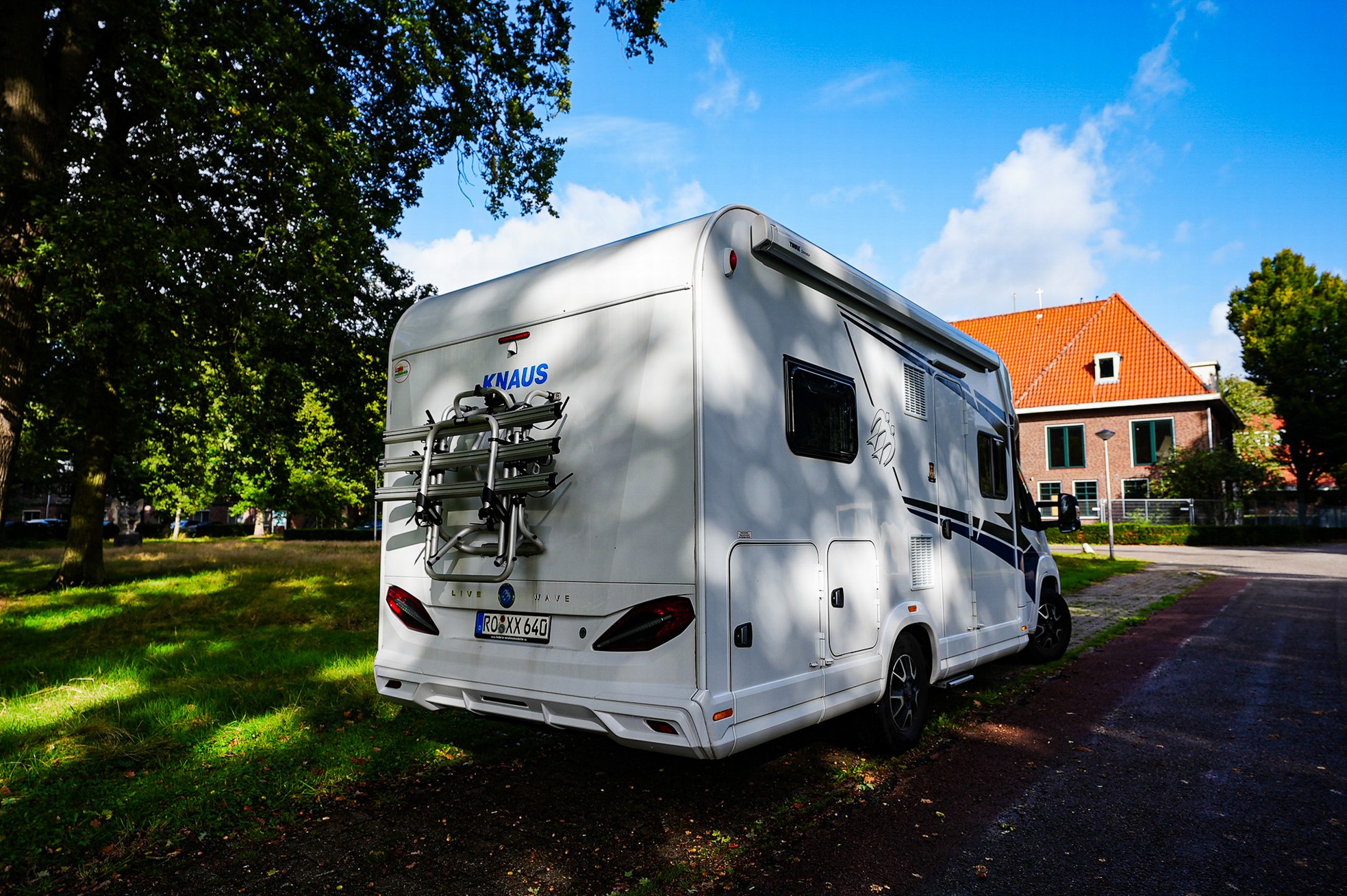 KNAUS LIVE WAVE 650 MF Showroomuitve