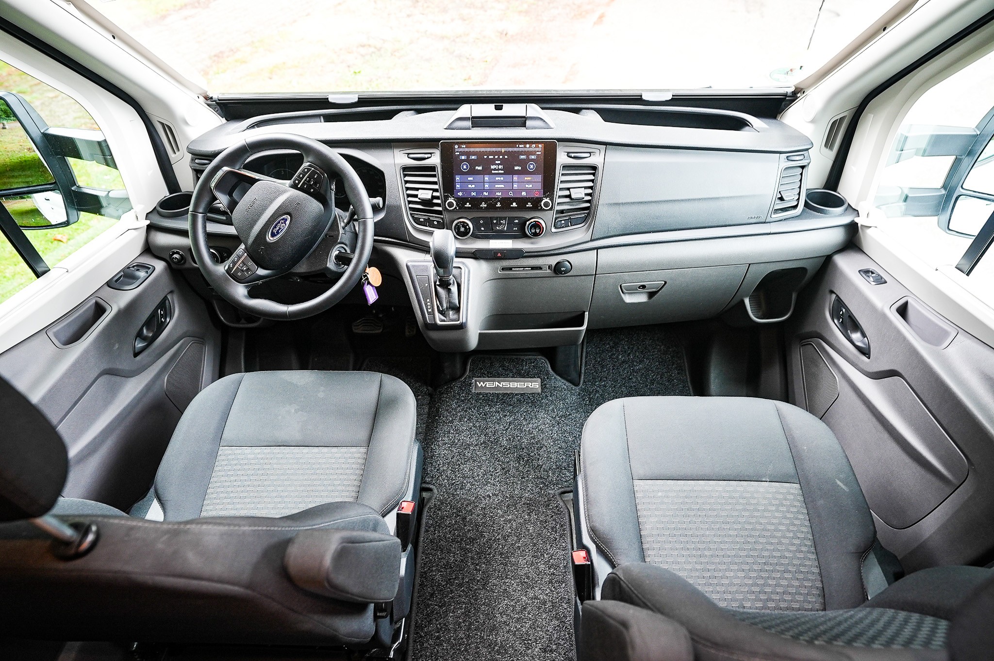 WEINSBERG CaraSuite Ford 650 MEG AUTOMAA