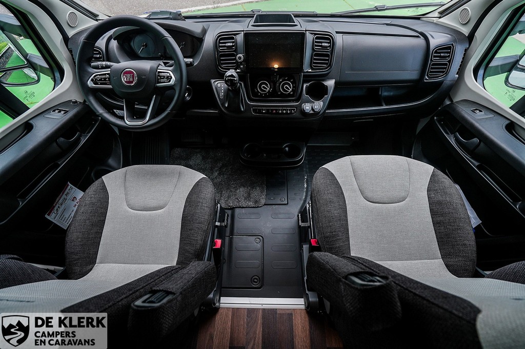 WEINSBERG CaraSuite 700 ME Voorraadkorti