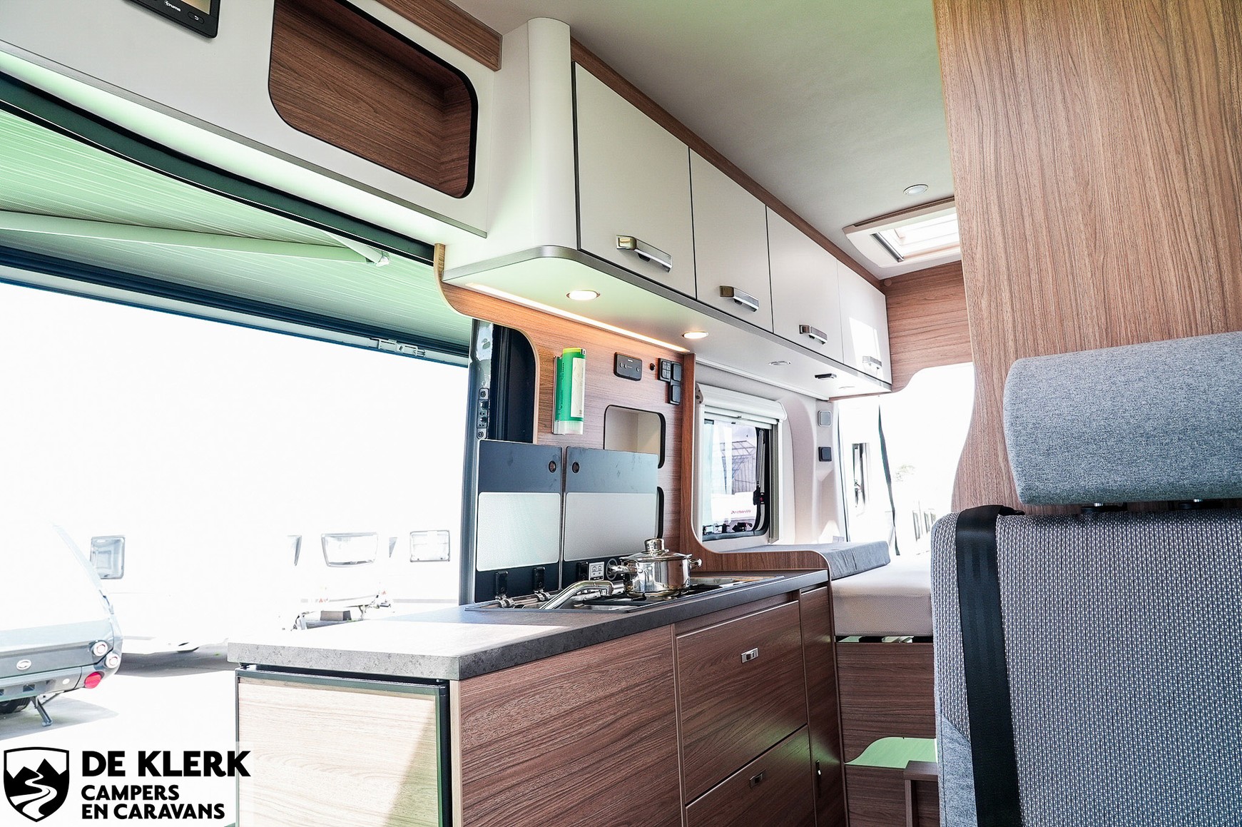 WEINSBERG CaraBus Ford 600 MQ Voorraadko