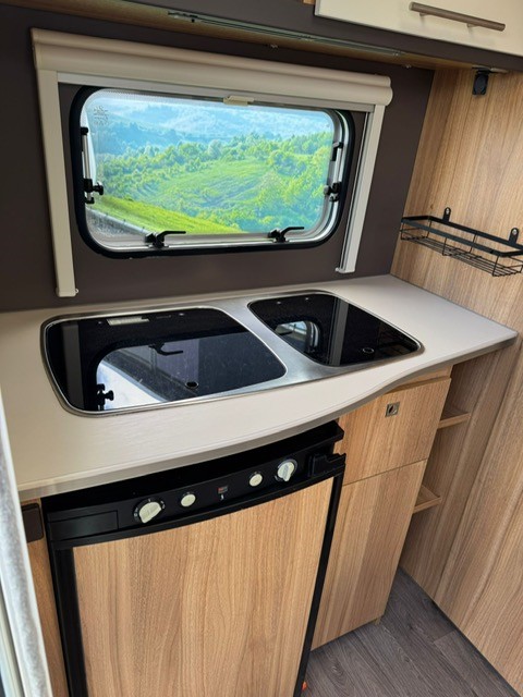 CARAVELAIR Antares Style 400