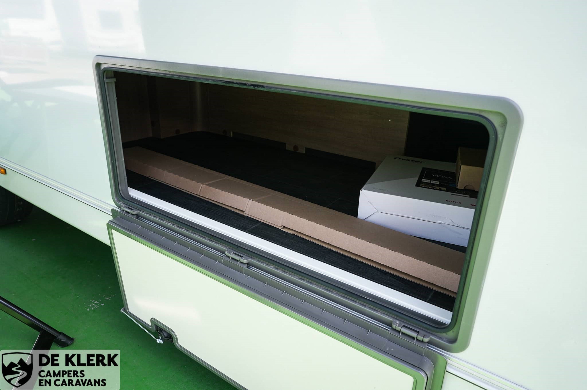 TABBERT Senara 550 E