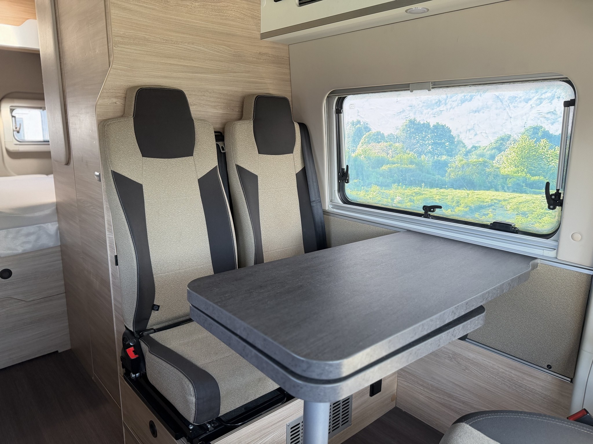 KNAUS BOXSTAR 600DQ SOLUTION