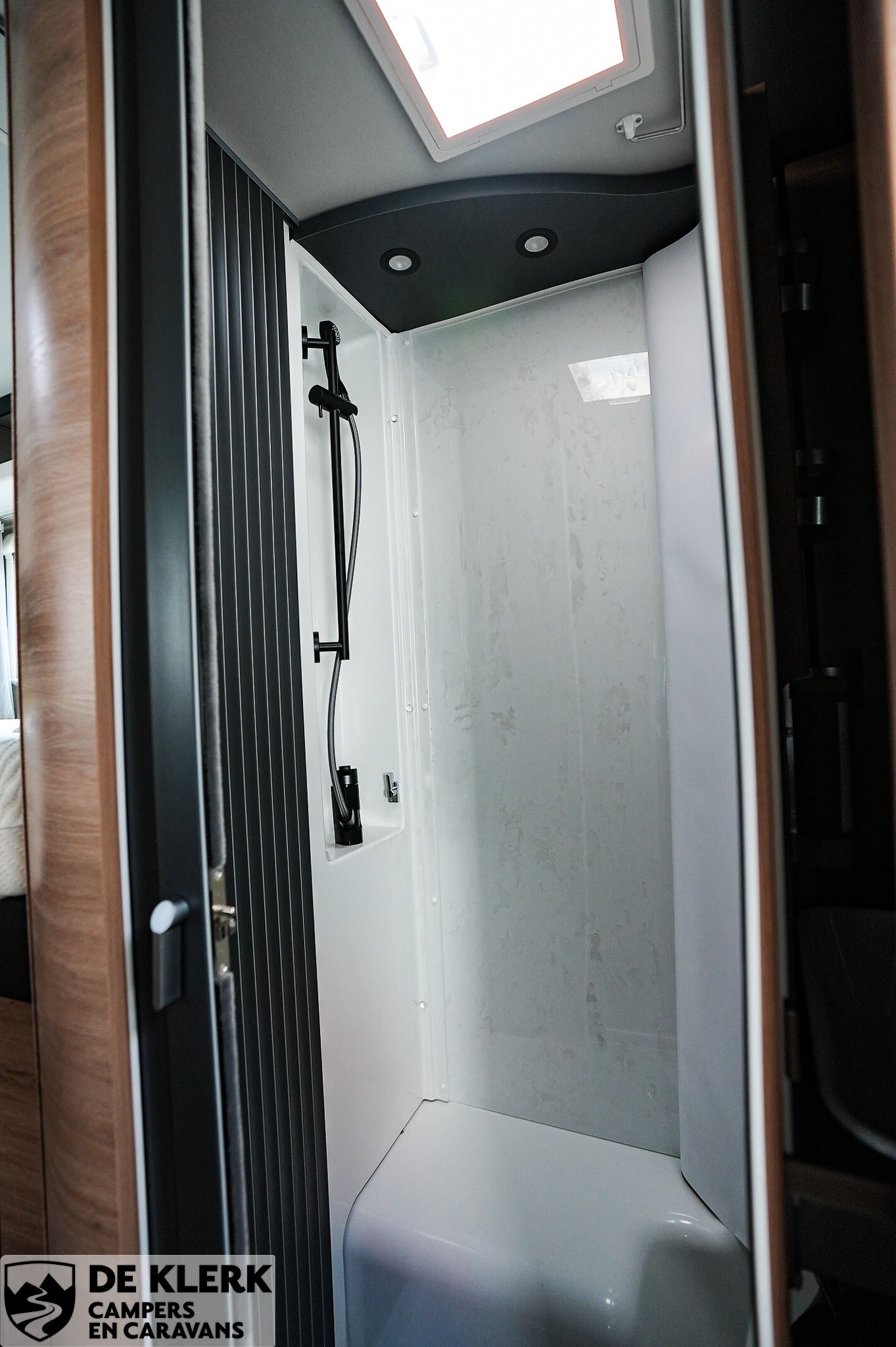 KNAUS LIVE Ti 650 MEG Platinum Selec