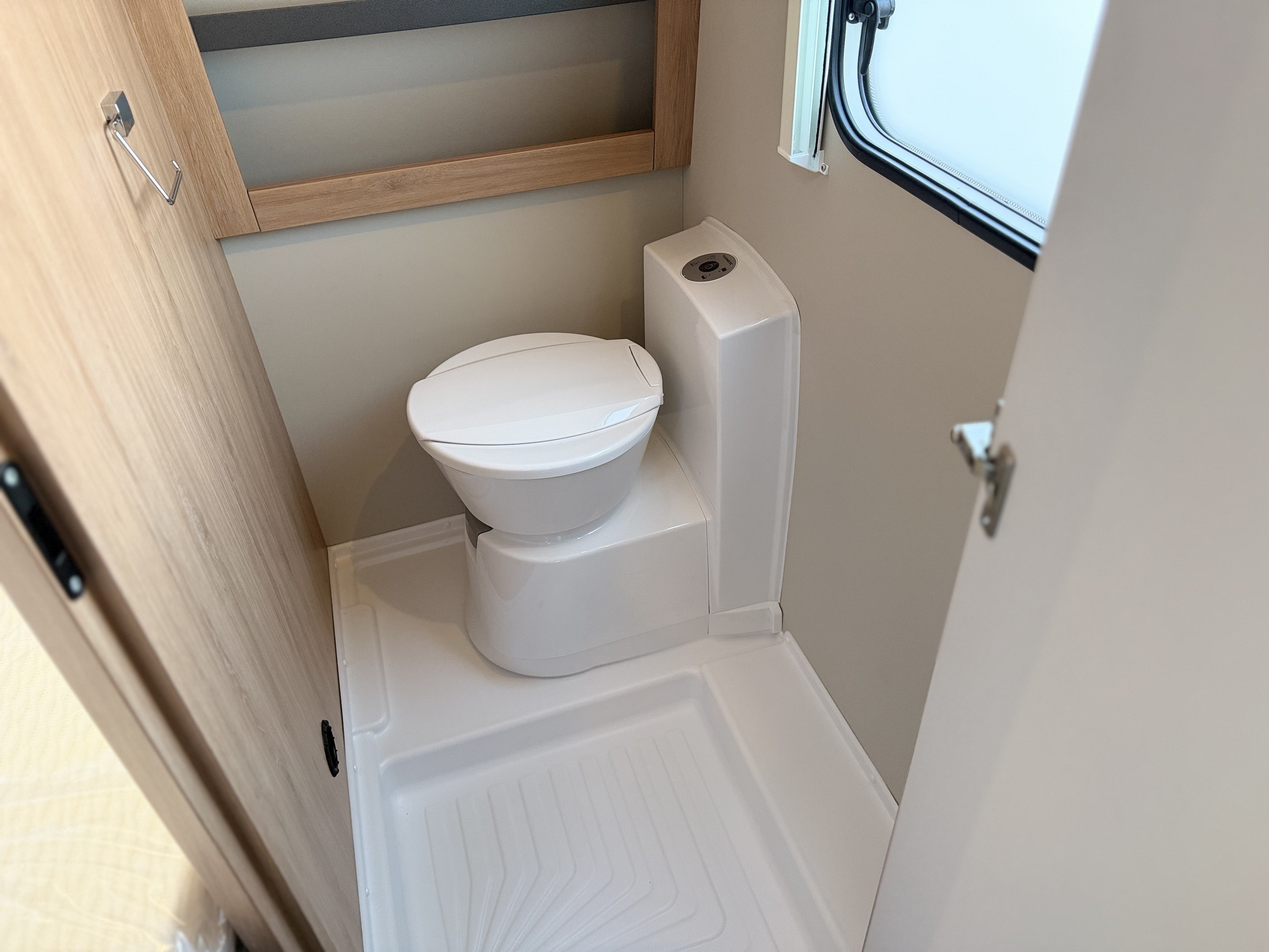 KNAUS SPORT 450 FU gas uitvoering