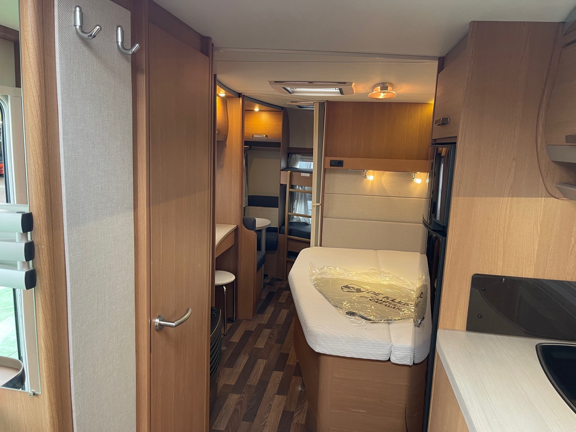 KNAUS SPORT 700 UDF