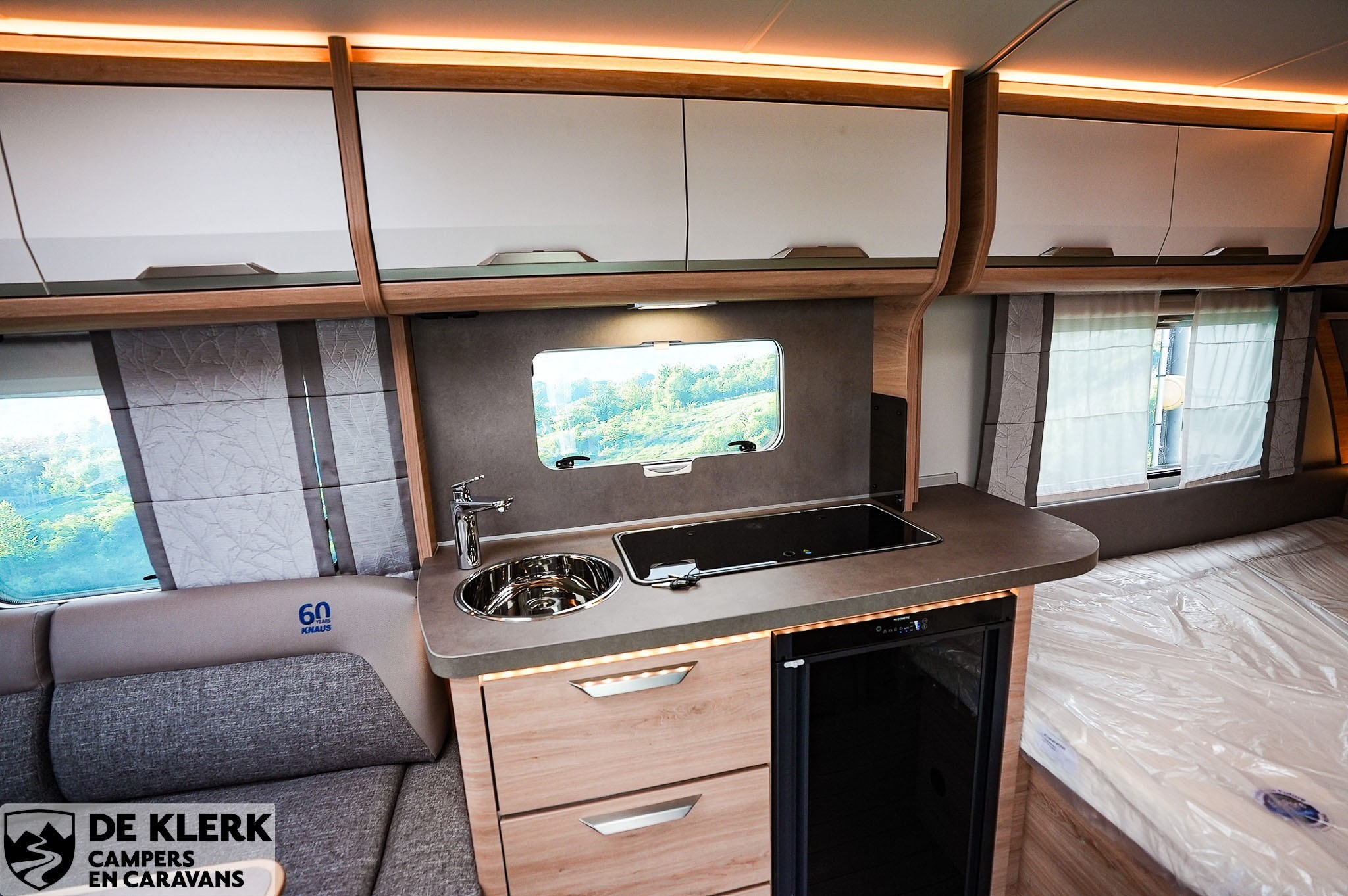 KNAUS SUDWIND 450 FU 60 YEARS Christ