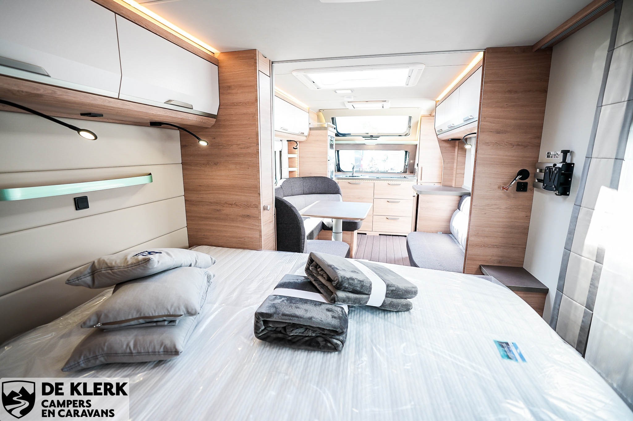 KNAUS SUDWIND 650 PXB 60 YEARS Campo