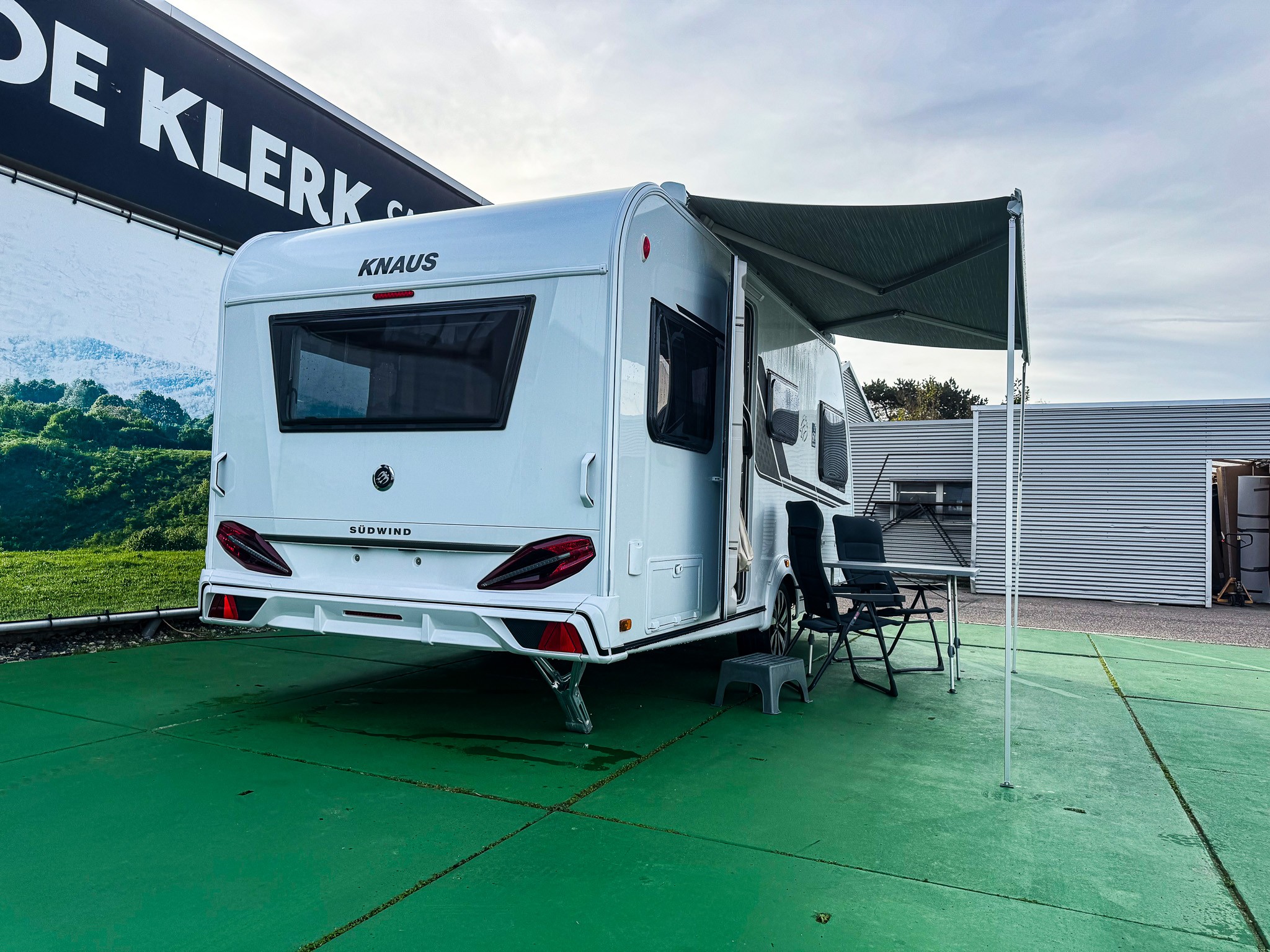 KNAUS SUDWIND 460 EU 60 YEARS E - Po