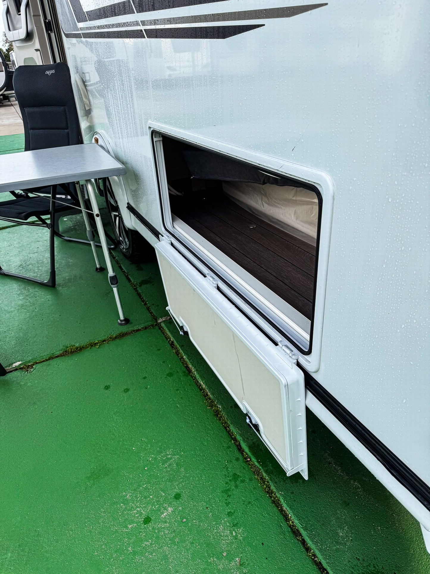 KNAUS SUDWIND 460 EU 60 YEARS E - Po