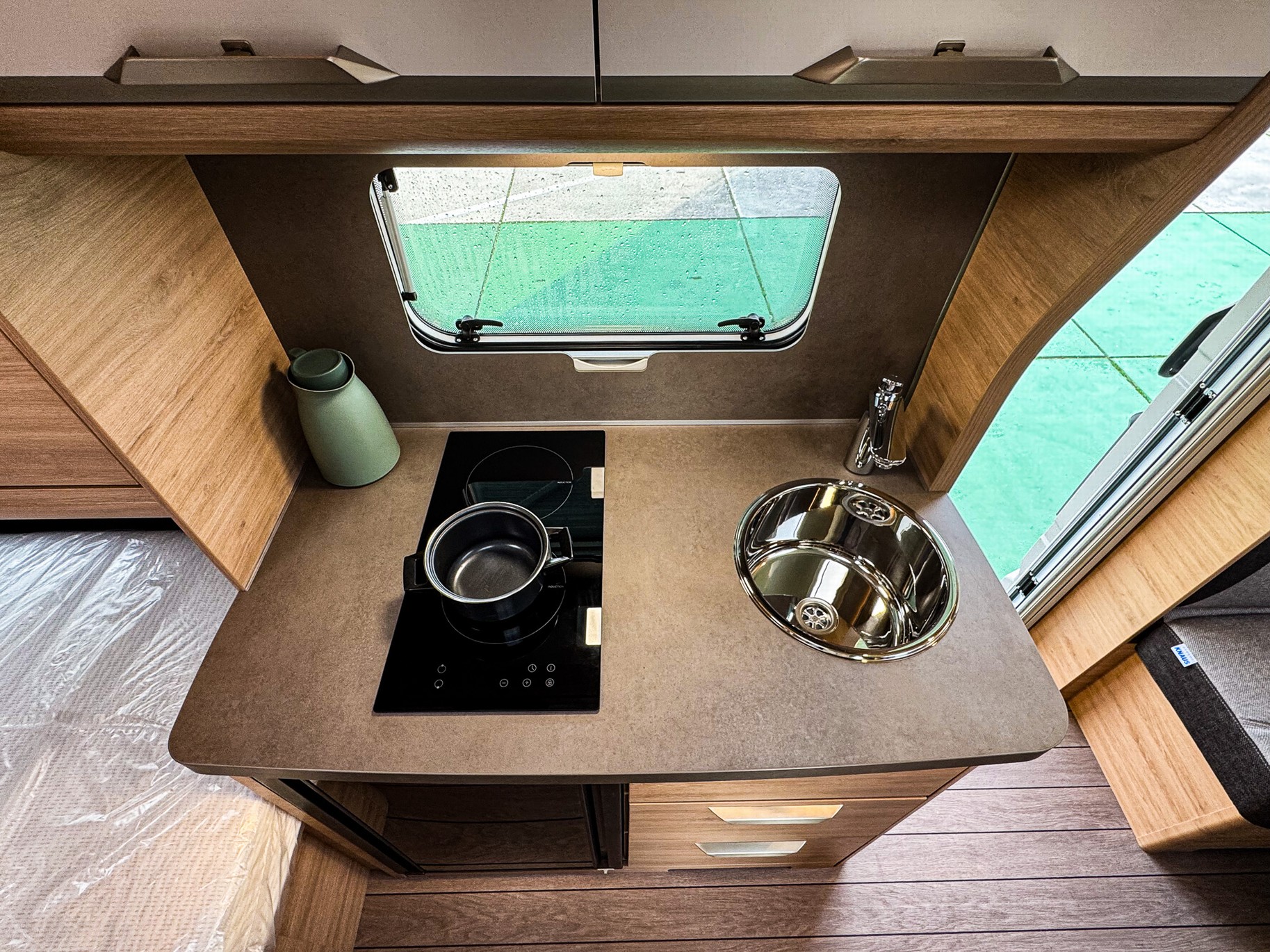 KNAUS SUDWIND 460 EU 60 YEARS E - Po