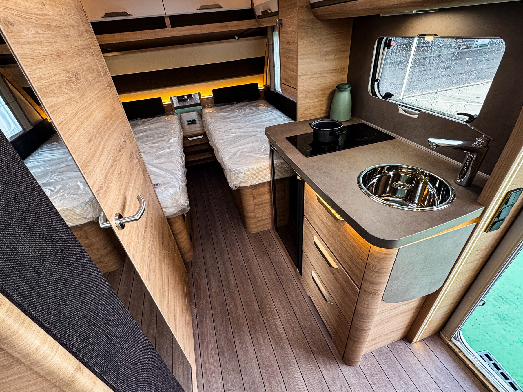 KNAUS SUDWIND 460 EU 60 YEARS E - Po