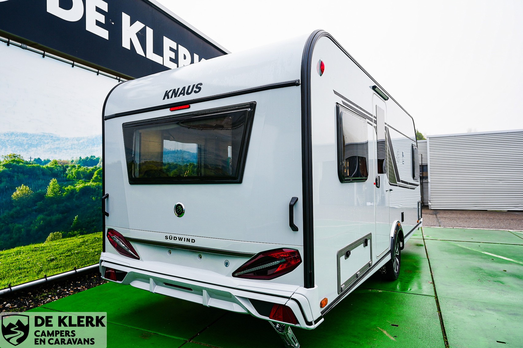 KNAUS SUDWIND 500 FU 60 YEARS Campov