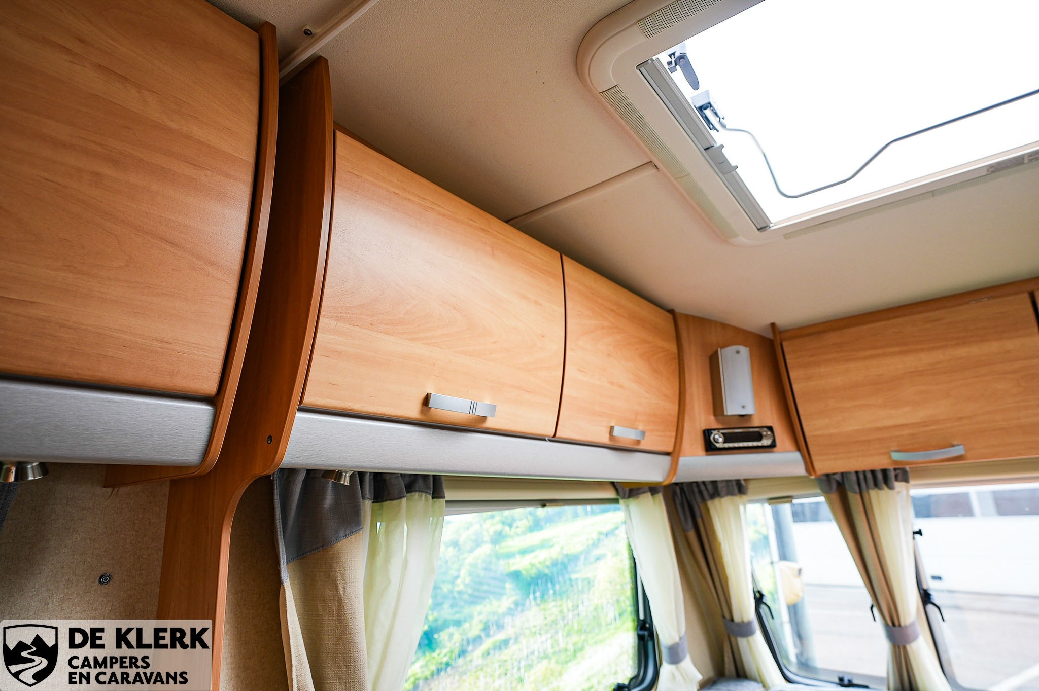 SPRITE Europa 520 met stapelbed