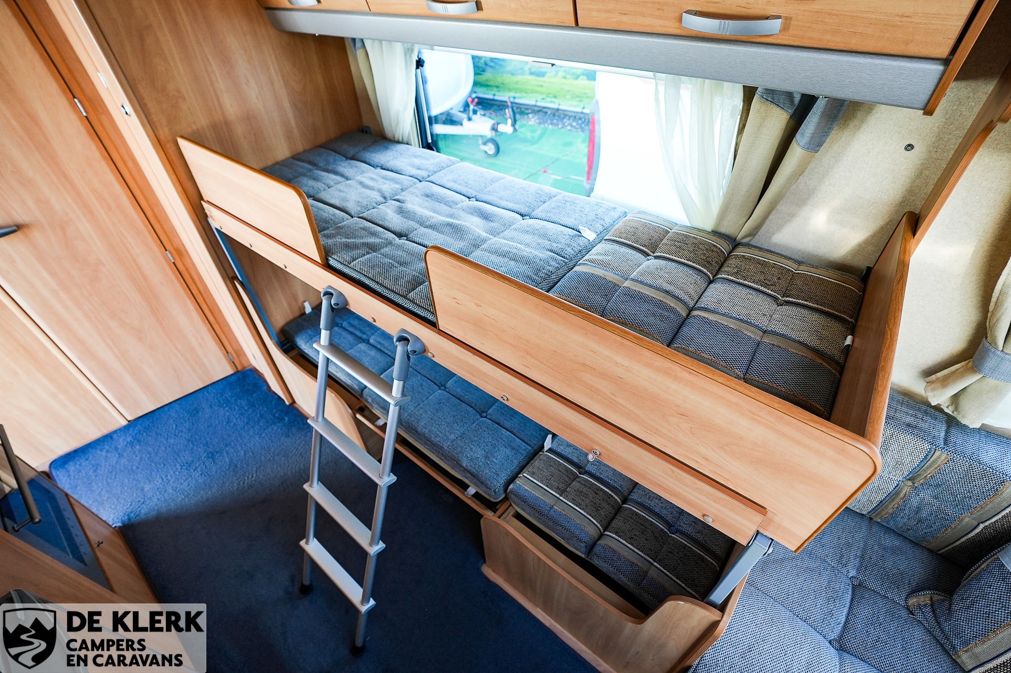 SPRITE Europa 520 met stapelbed