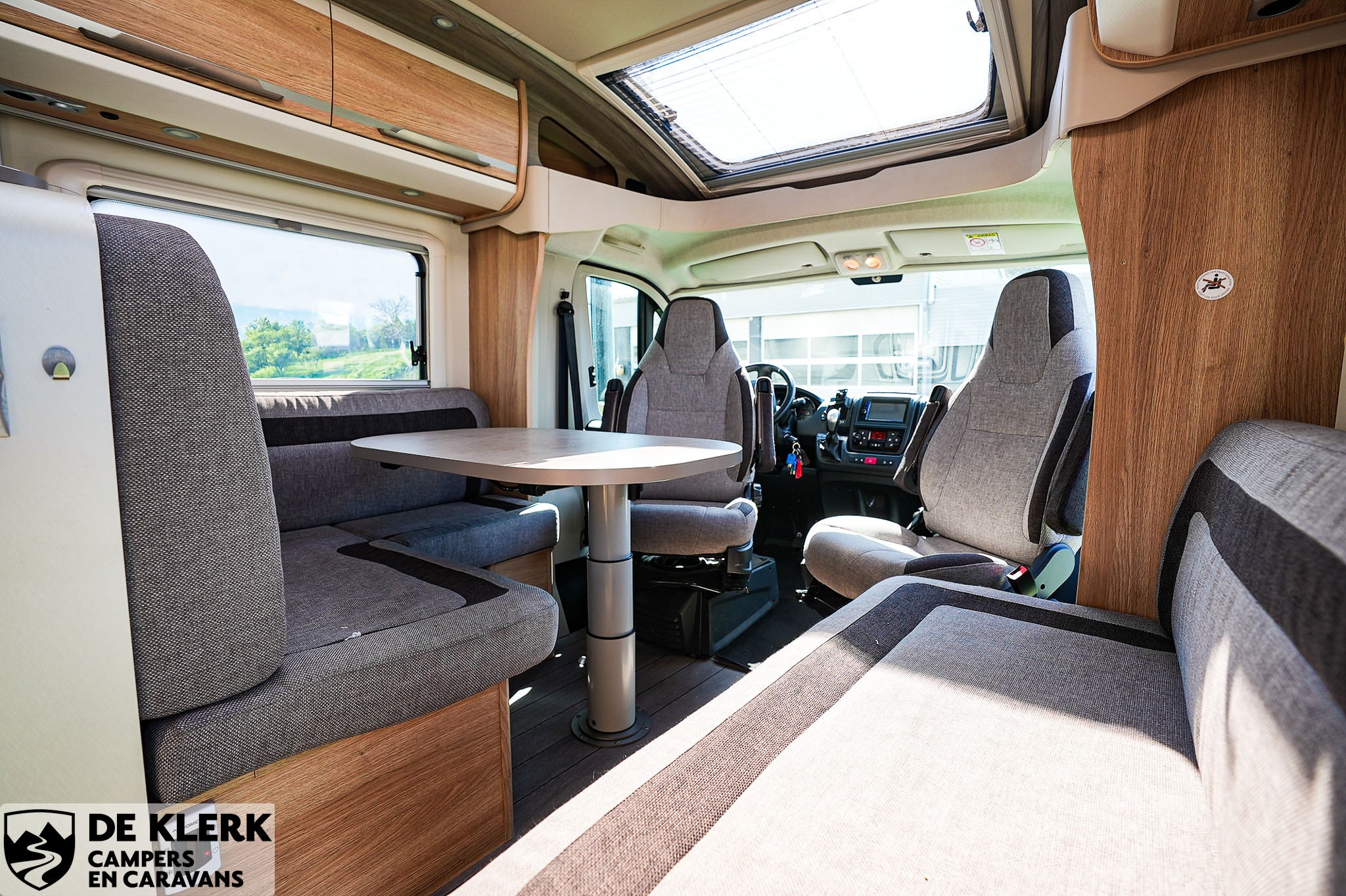 KNAUS SKY TI 650 MF