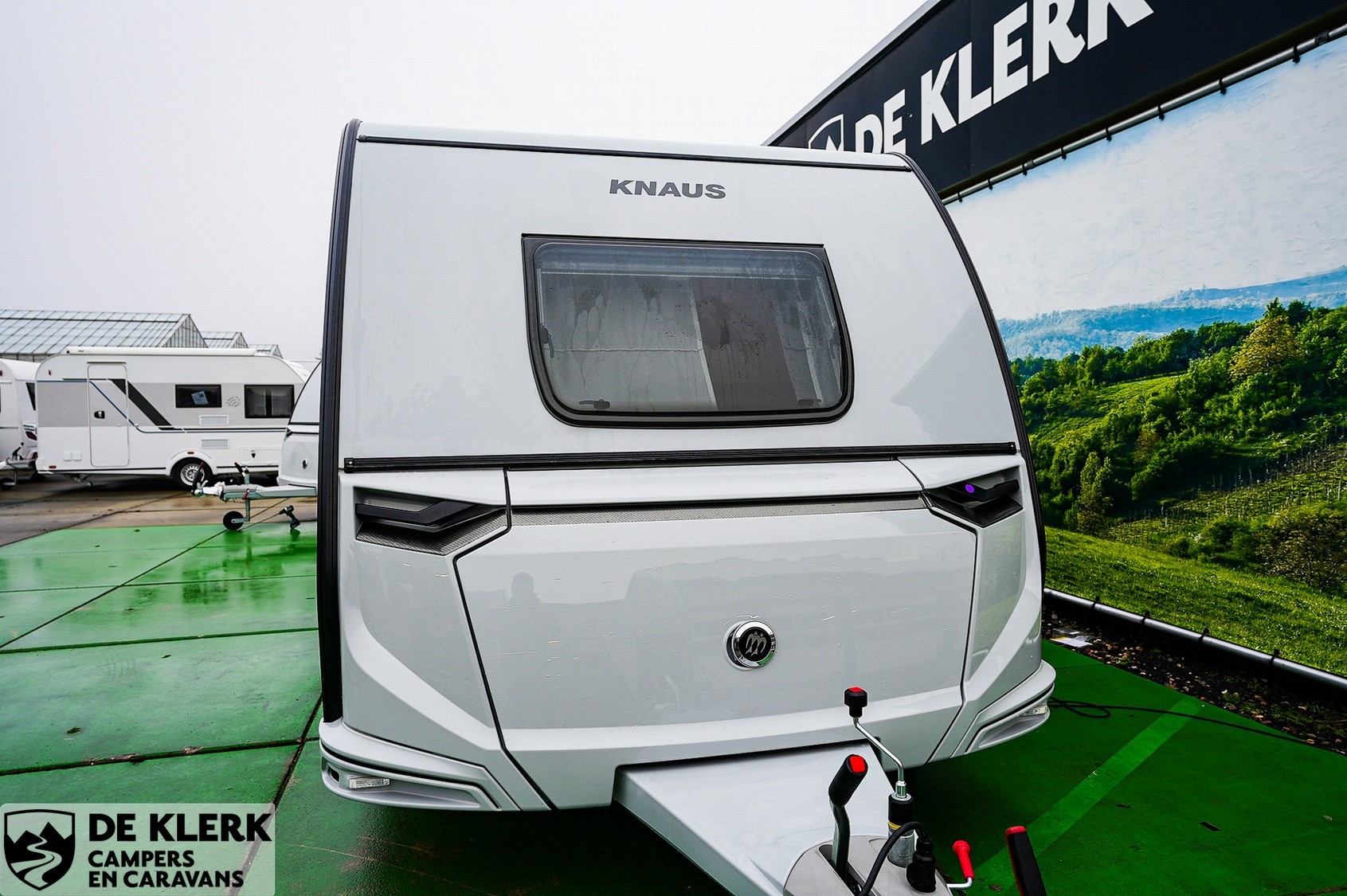 KNAUS SUDWIND 420 QD 60 YEARS Campov