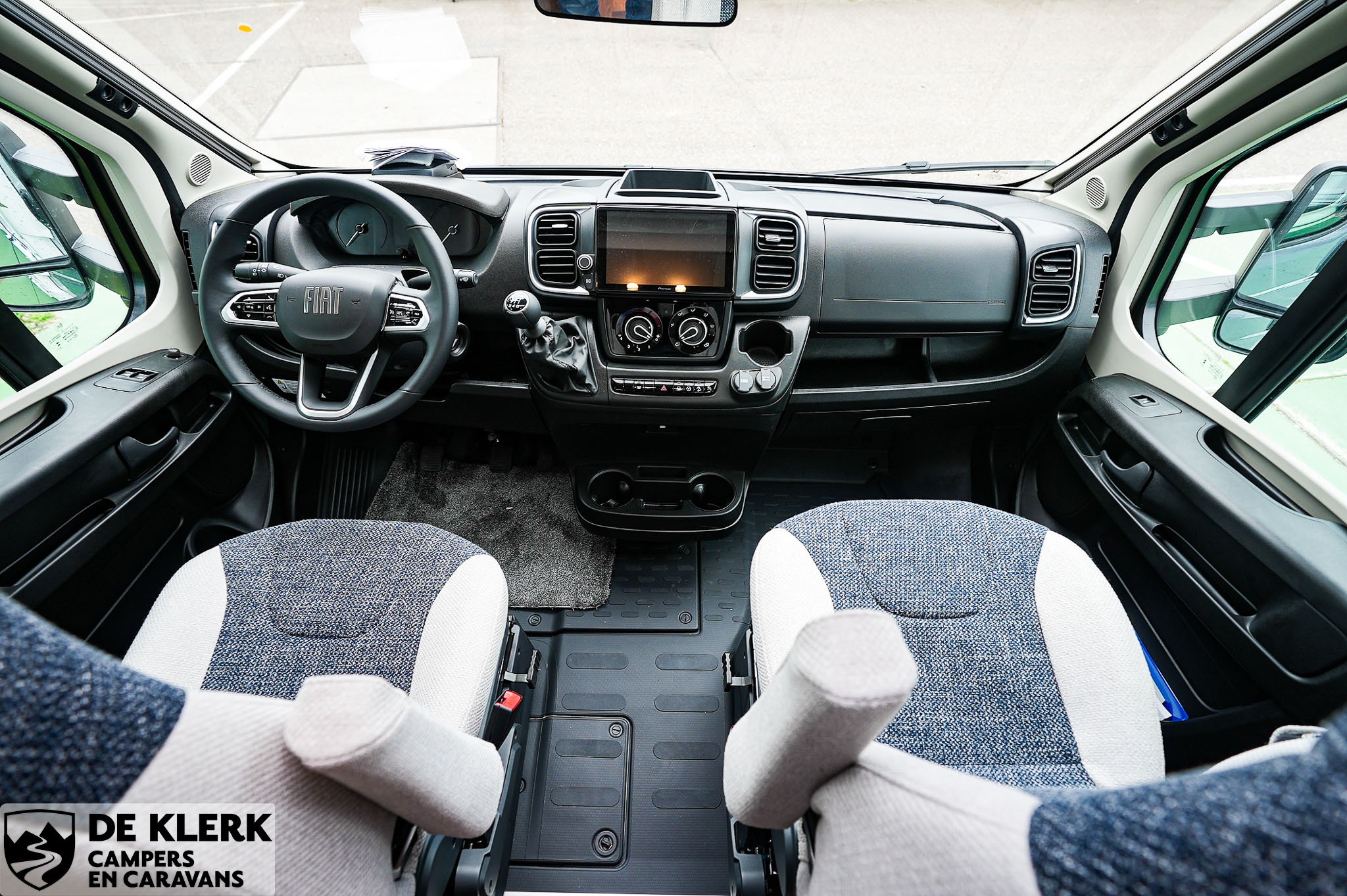 WEINSBERG CaraSuite 650 MF 5.000 Voorraa