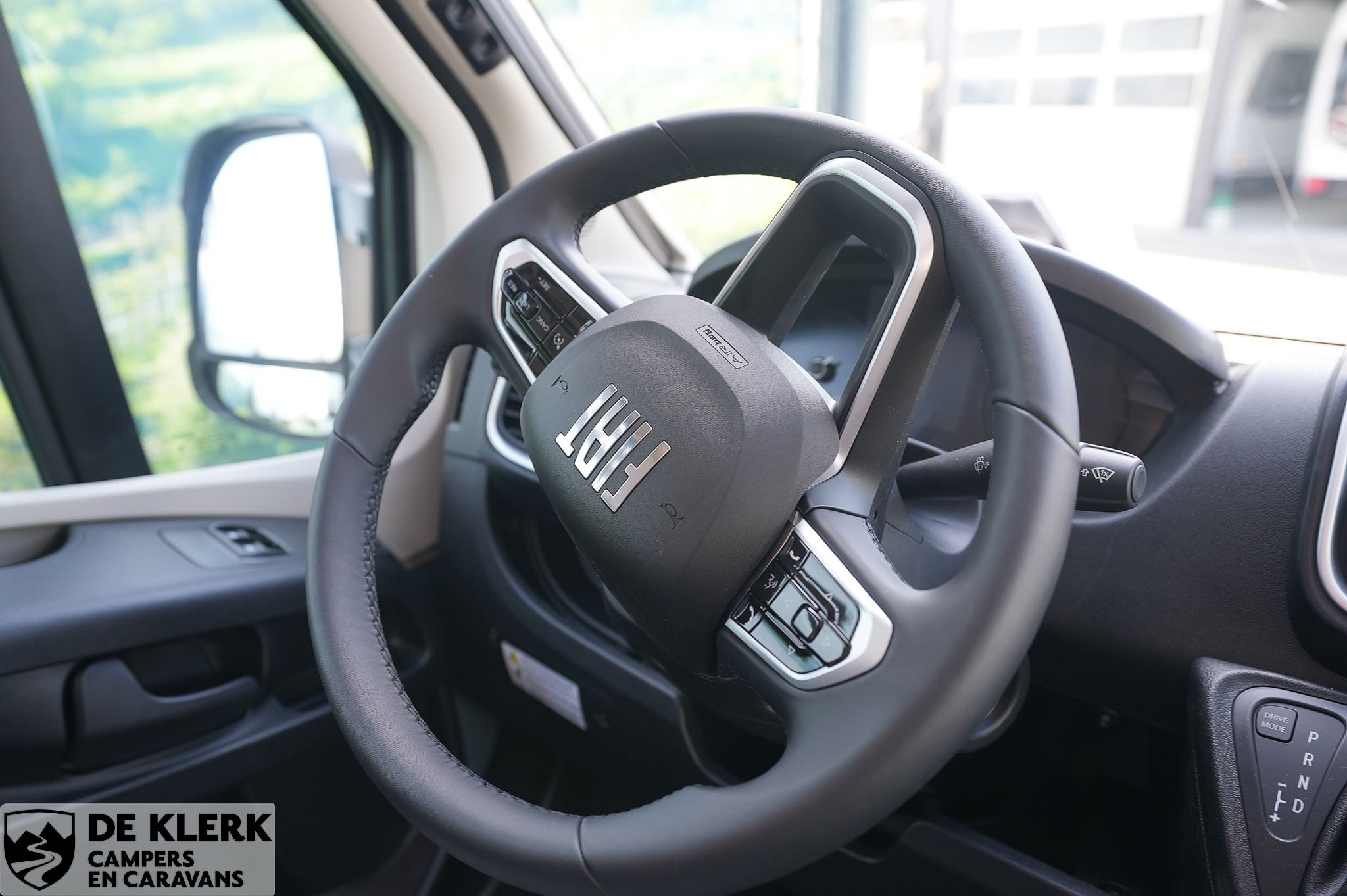 KNAUS L!VE Ti 650 MEG Platinum Selec
