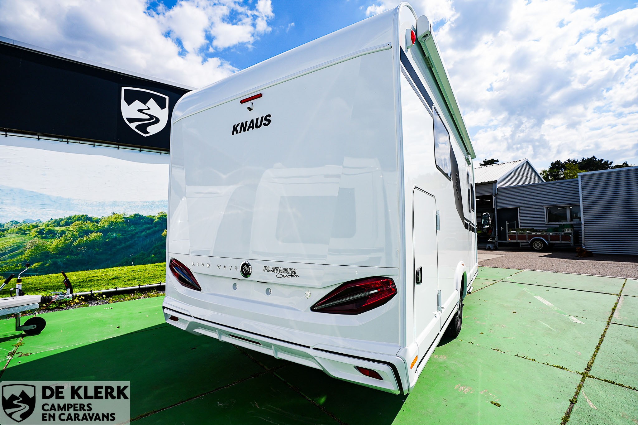 KNAUS L!VE Wave 700 LX Platinum Sele