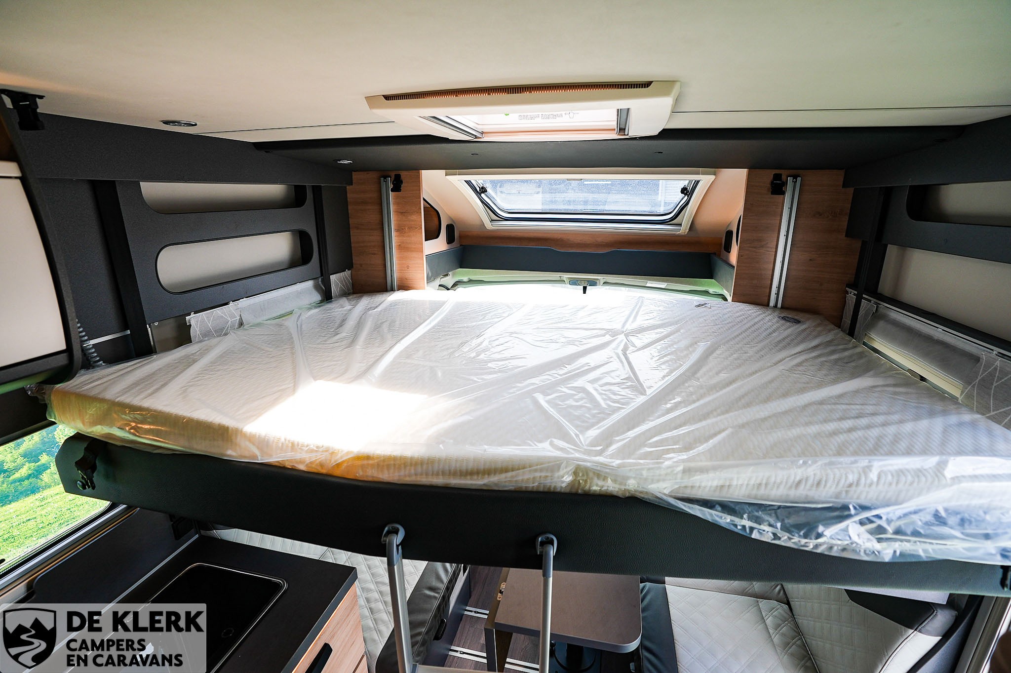 KNAUS L!VE Wave 700 LX Platinum Sele