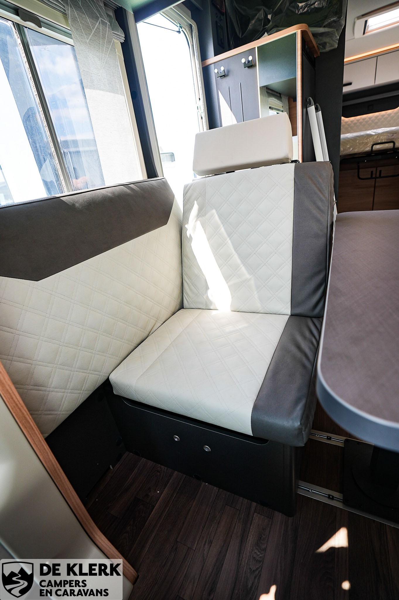 KNAUS L!VE Wave 700 LX Platinum Sele