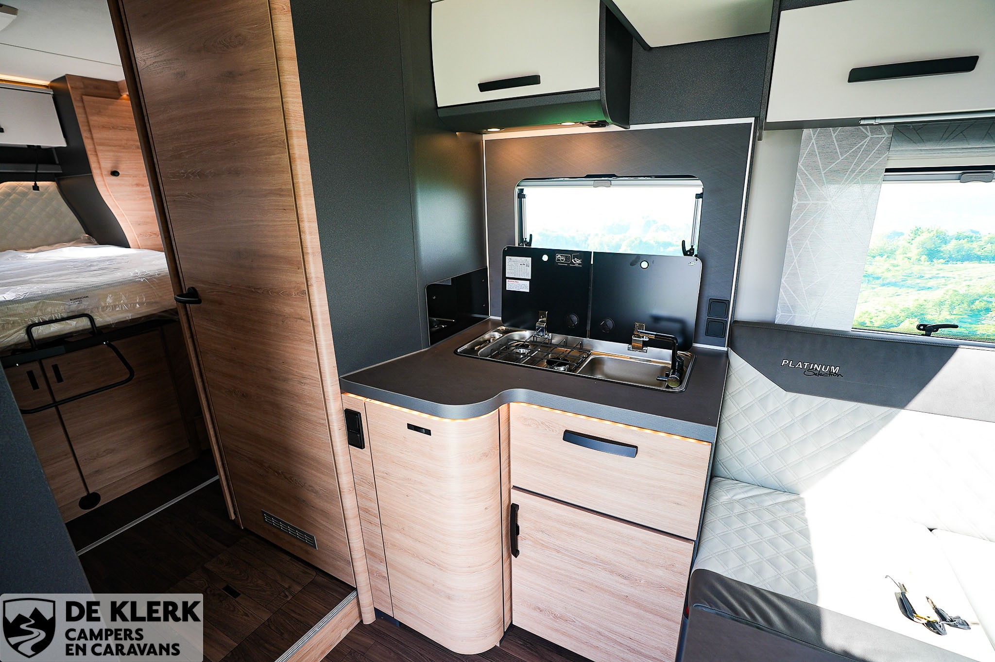 KNAUS L!VE Wave 700 LX Platinum Sele