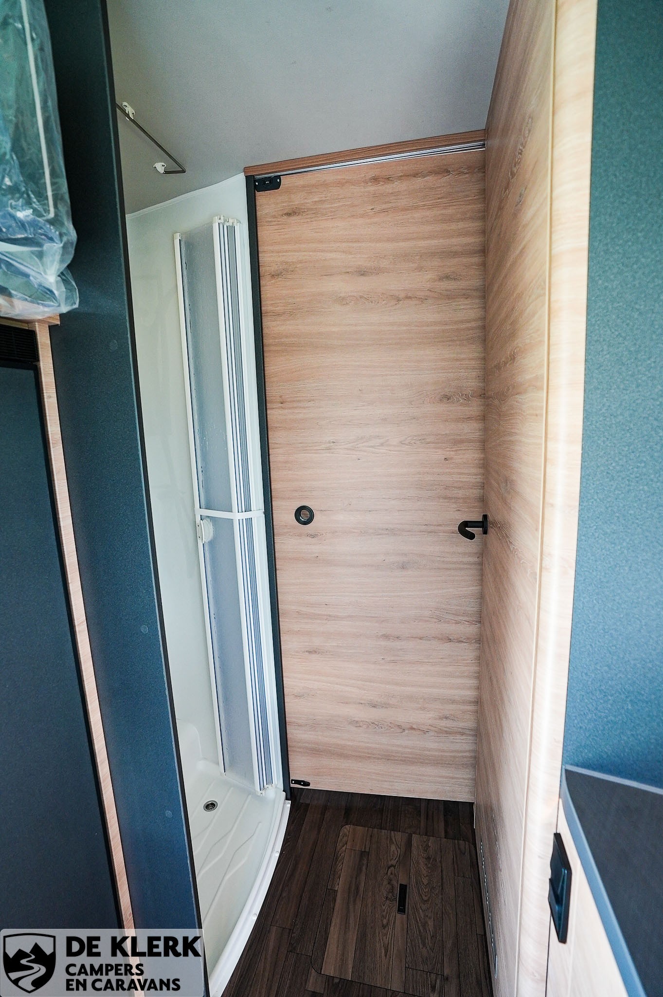 KNAUS L!VE Wave 700 LX Platinum Sele