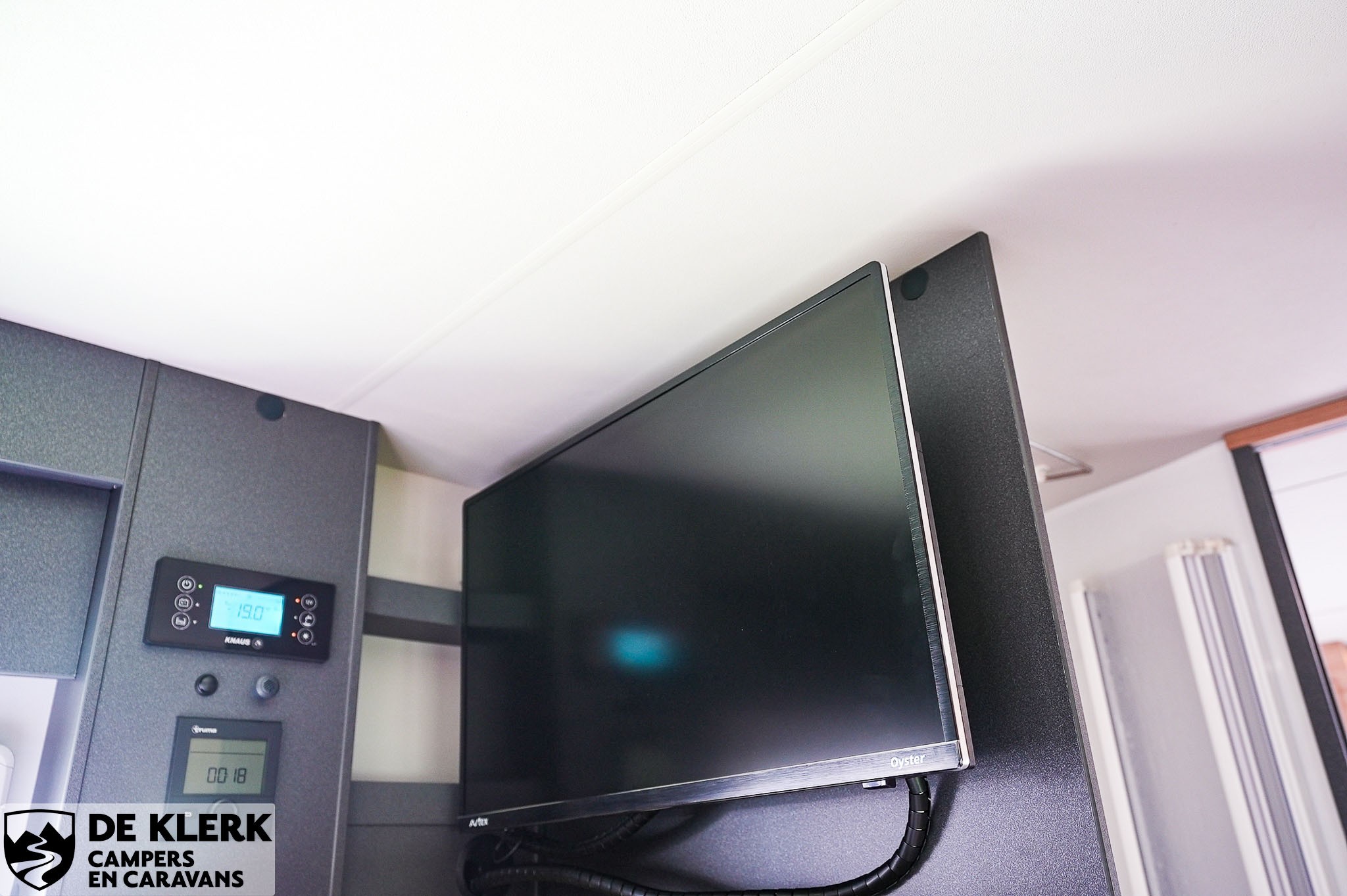 KNAUS L!VE Wave 700 LX Platinum Sele