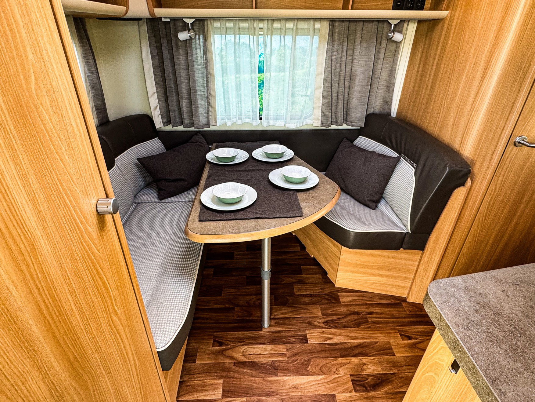 KNAUS SUDWIND 420 QD silverselection