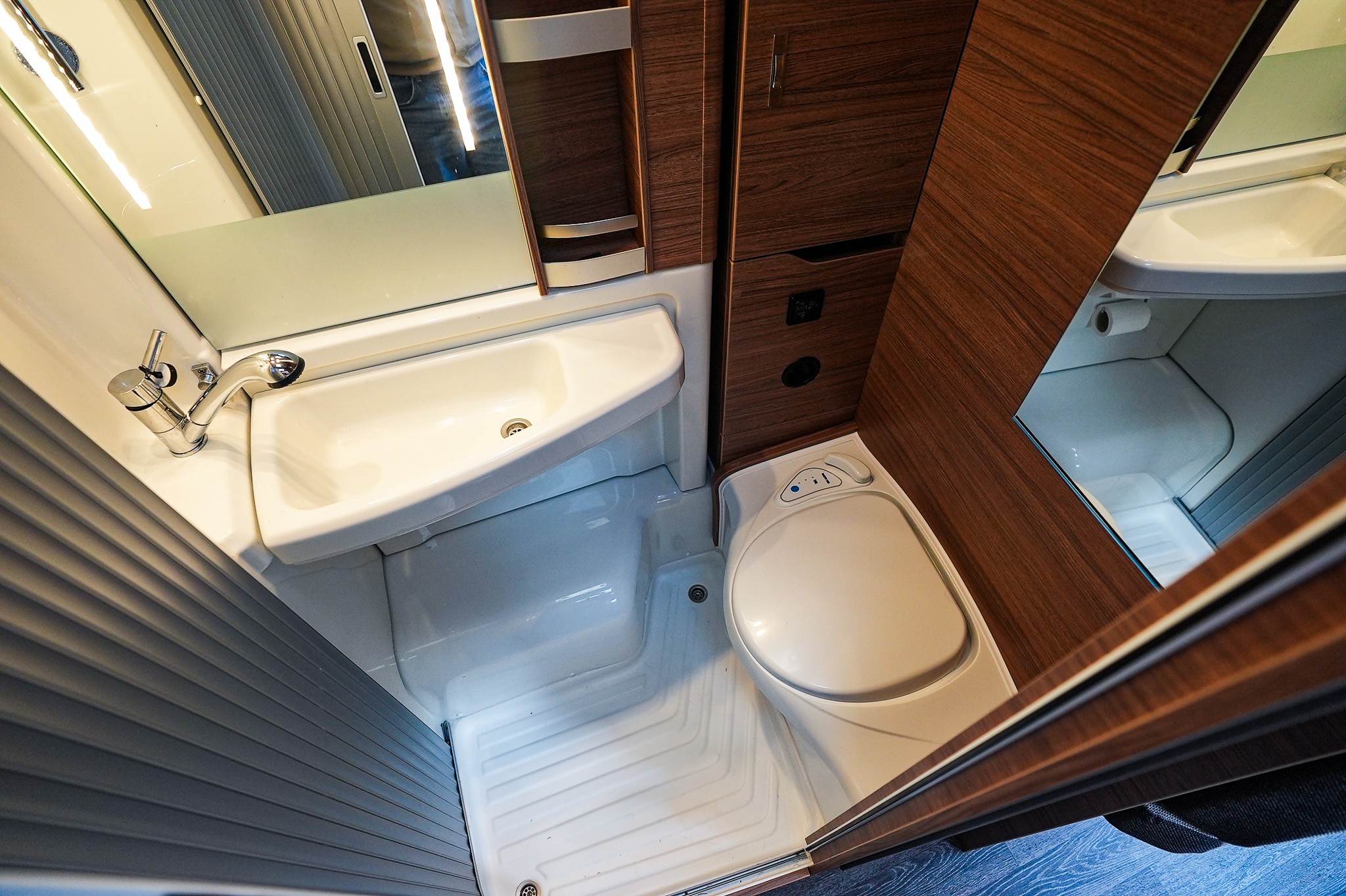 KNAUS Van Ti 640 MEG