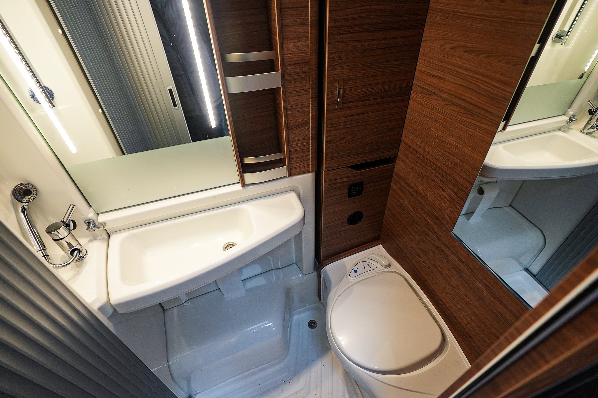 KNAUS Van TI VW 640 MEG Vansation Sh