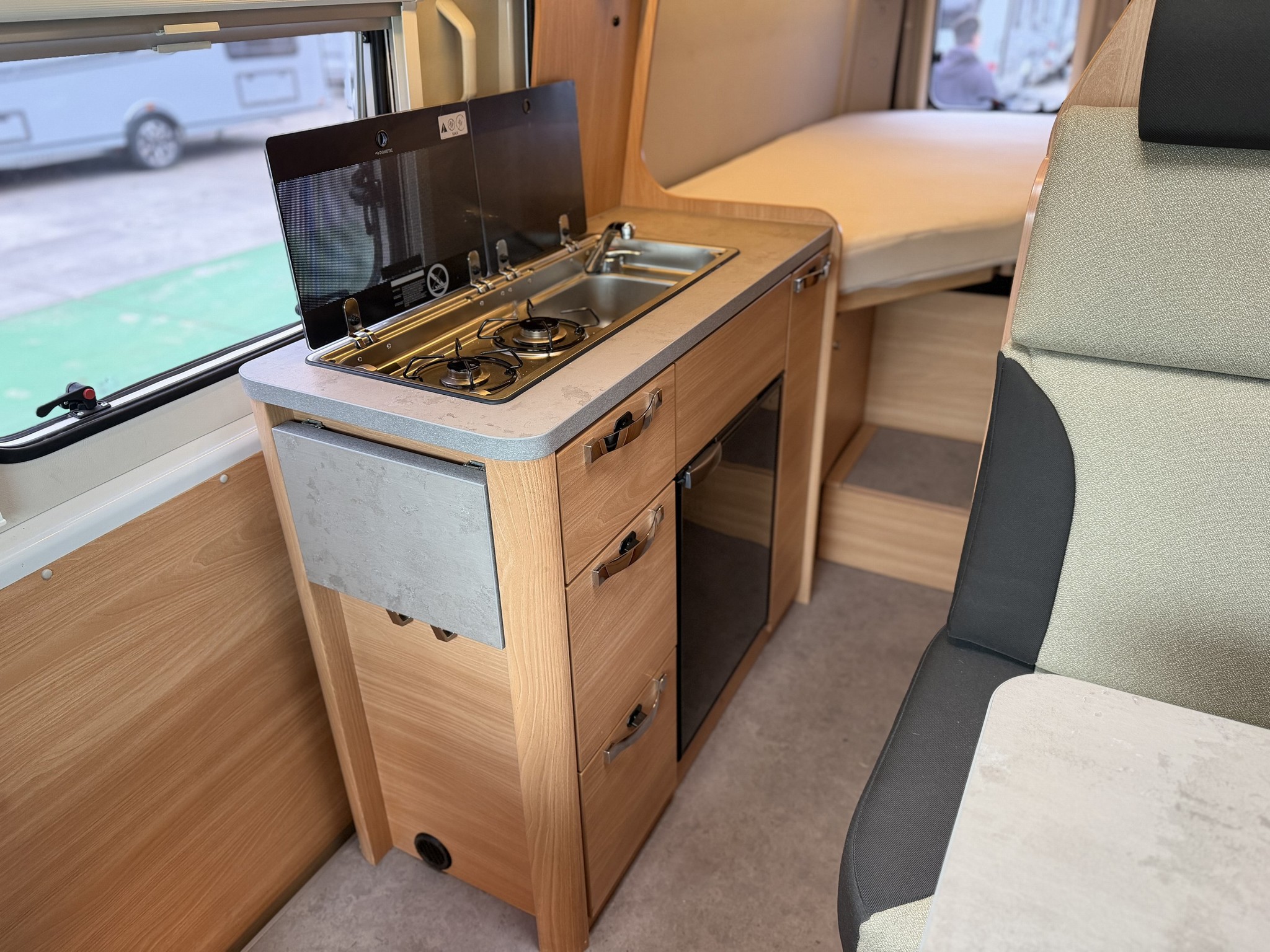 WEINSBERG CARATOUR 600 ME
