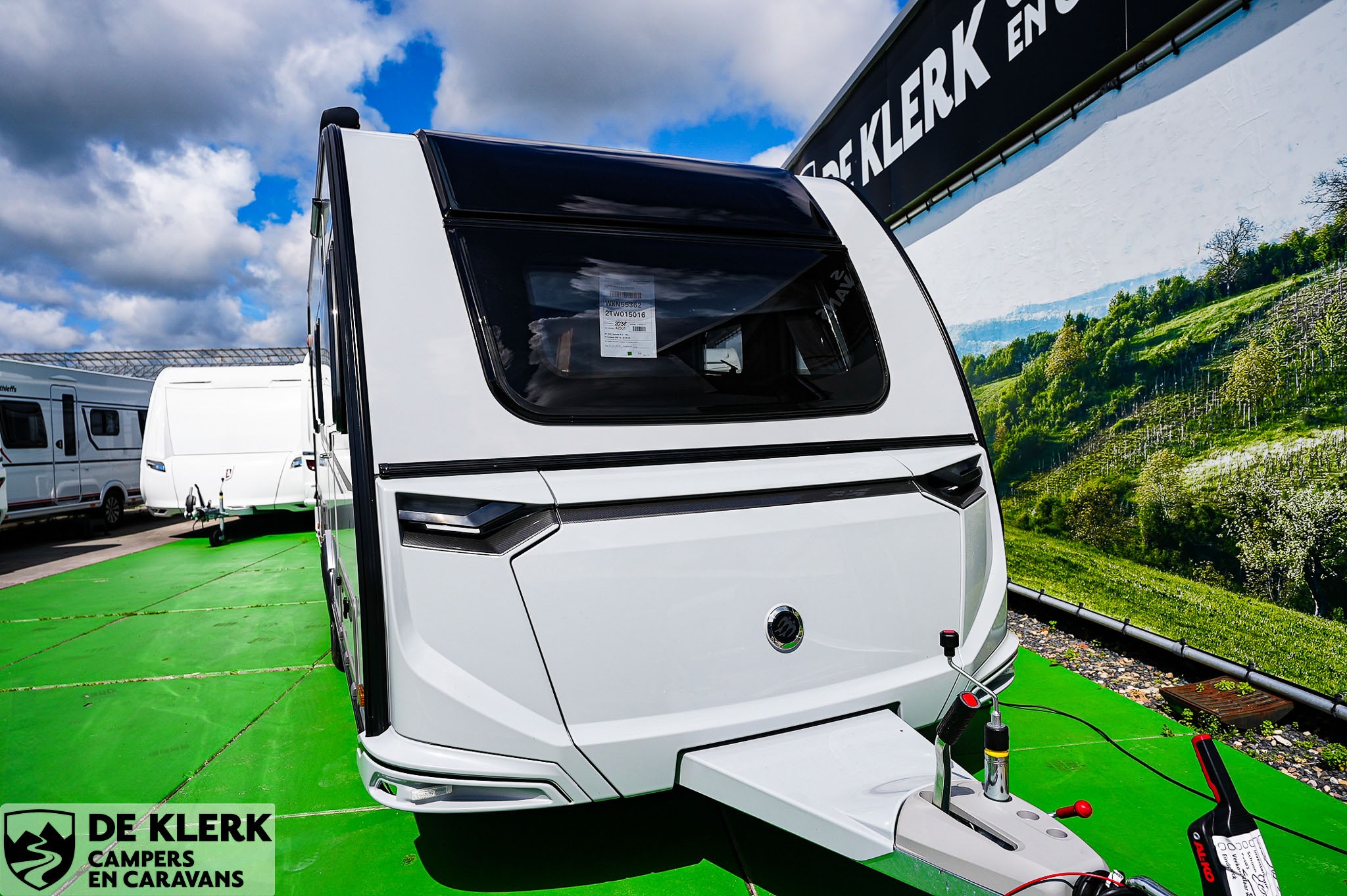 KNAUS SUDWIND 540 UE Black selection