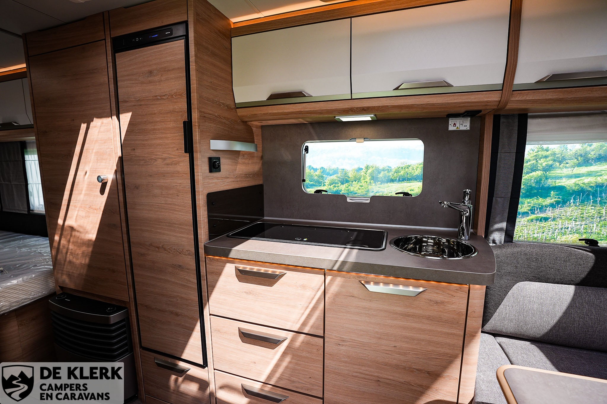 KNAUS SUDWIND 540 UE Black selection