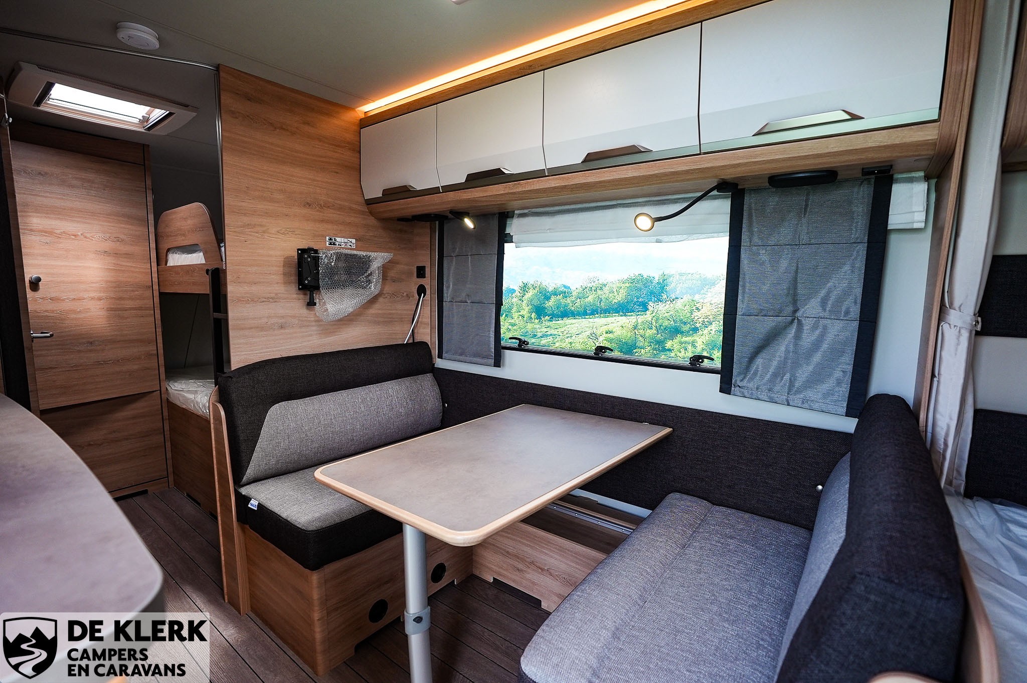 KNAUS SUDWIND 500 QDK BlackSelection