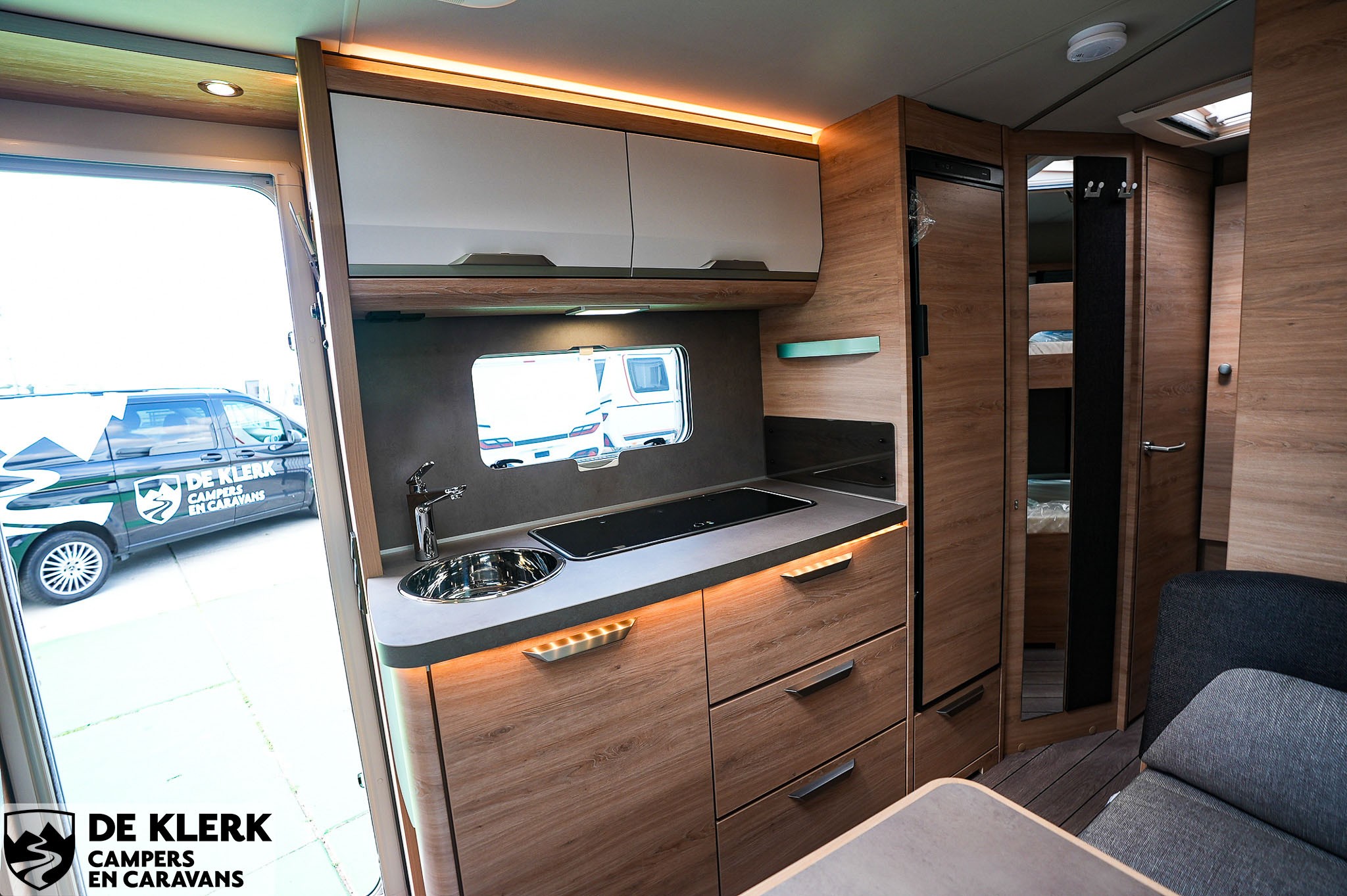 KNAUS SUDWIND 500 QDK BlackSelection