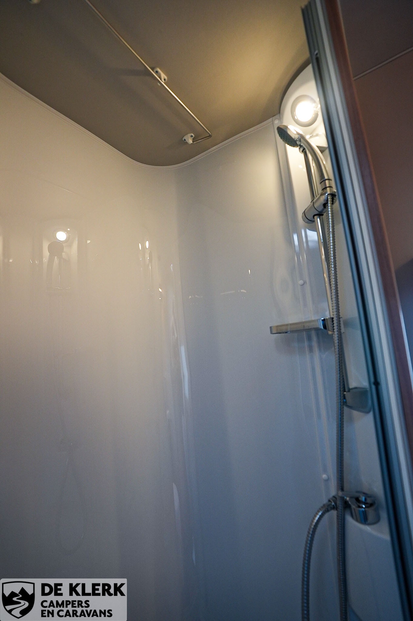 KNAUS SUDWIND 500 QDK BlackSelection