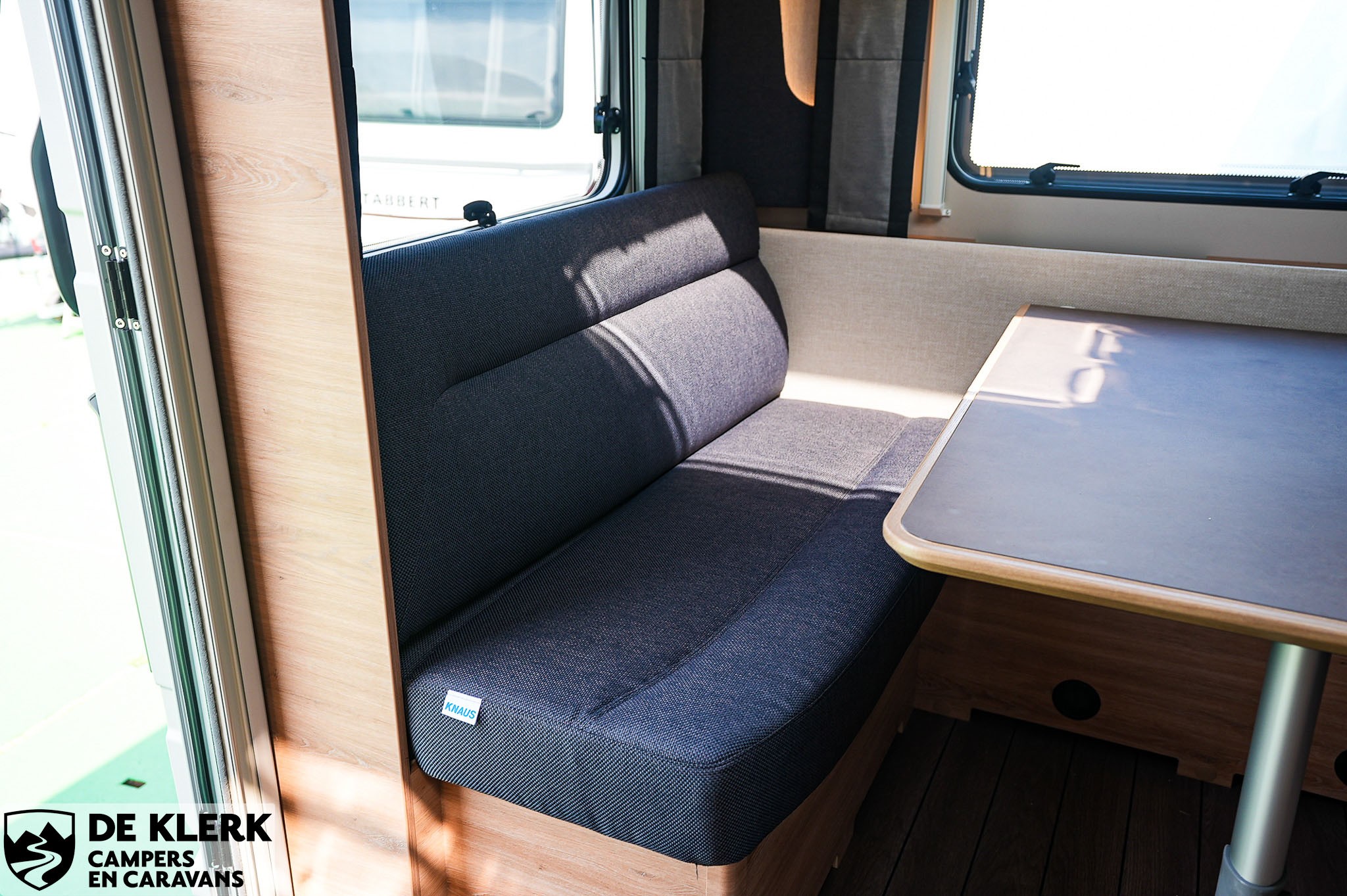 KNAUS SUDWIND 460 EU Black Selection