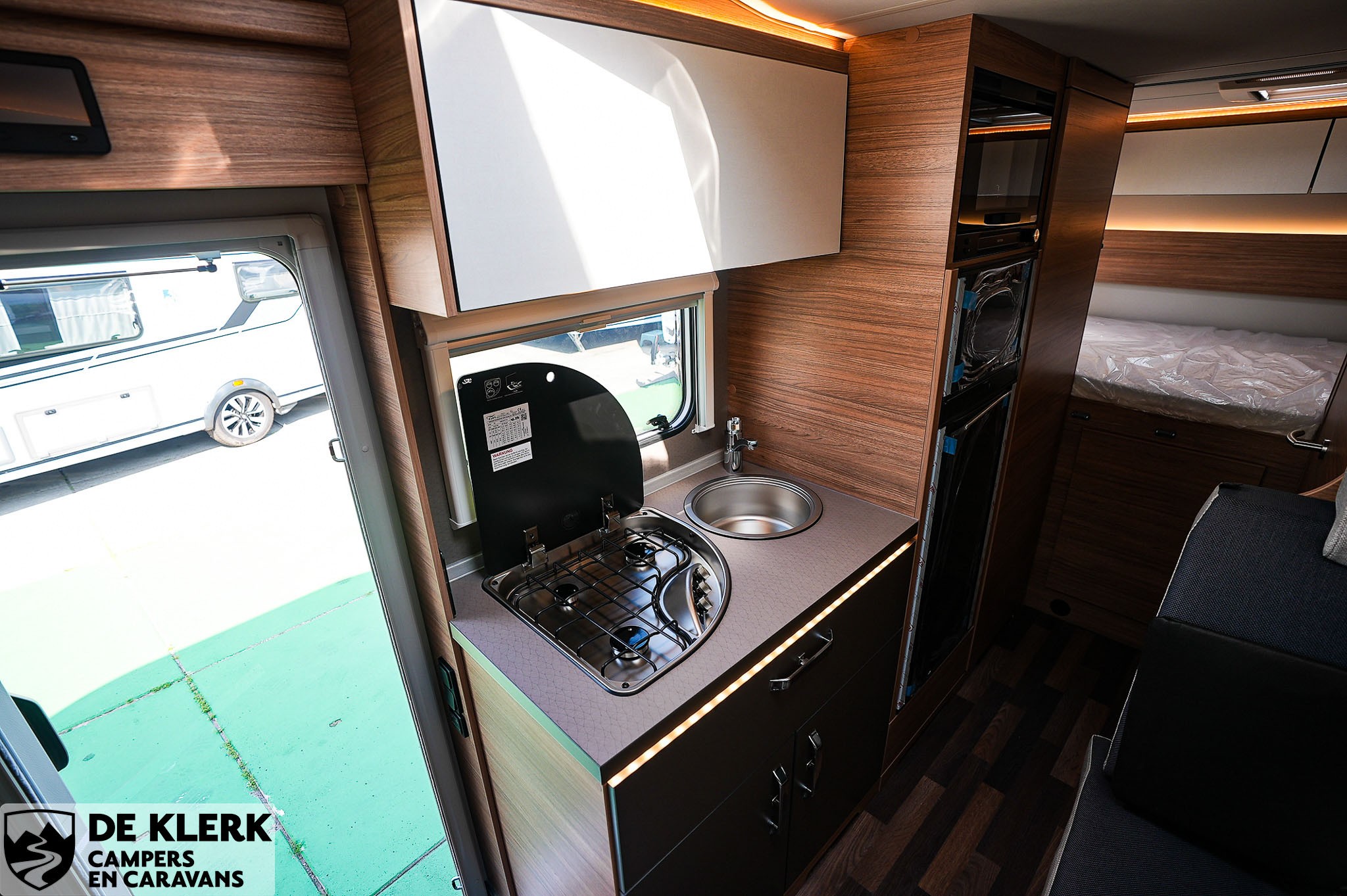 WEINSBERG CaraHome 650 DG Showroomuitver