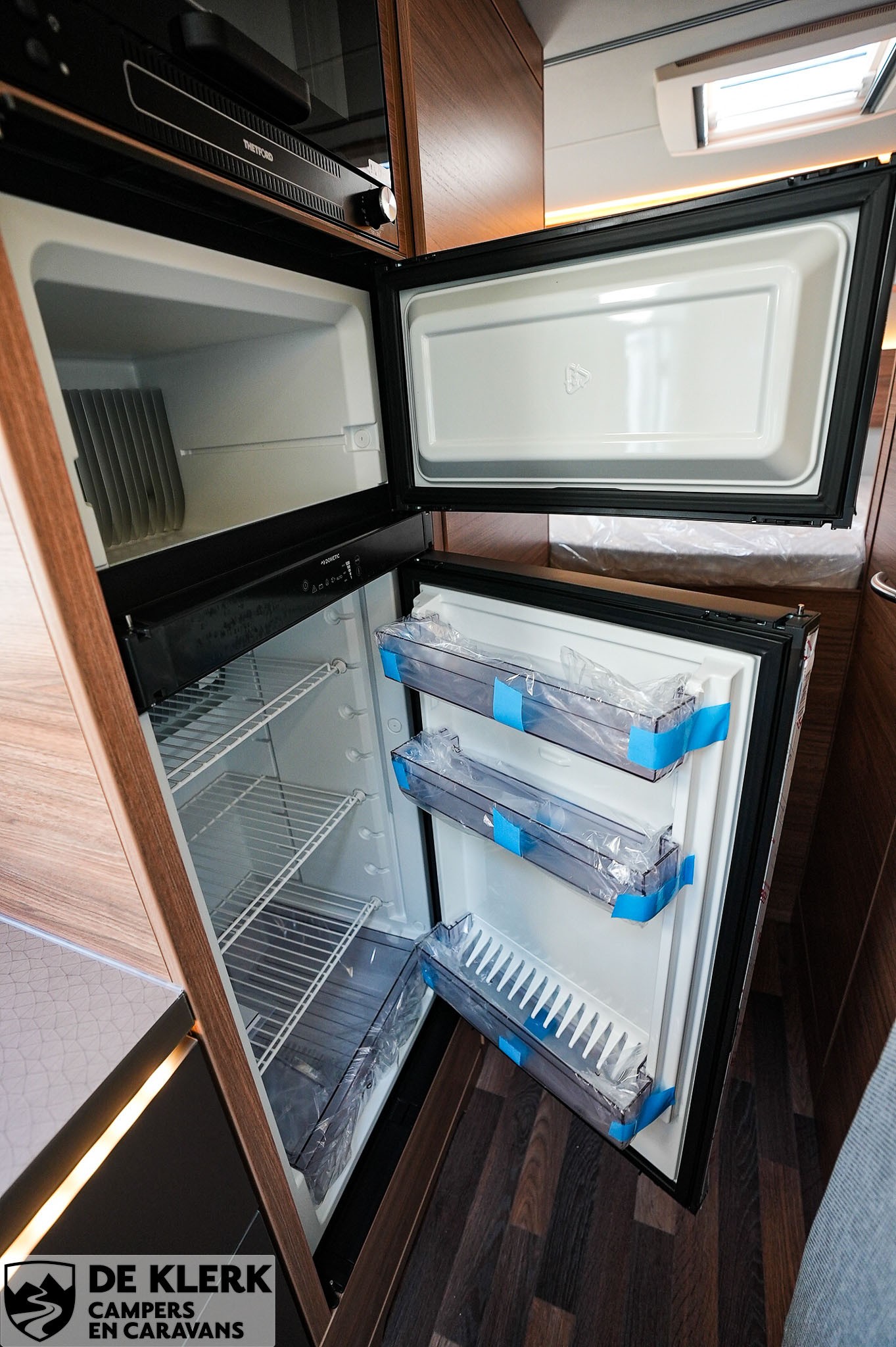 WEINSBERG CaraHome 650 DG Showroomuitver