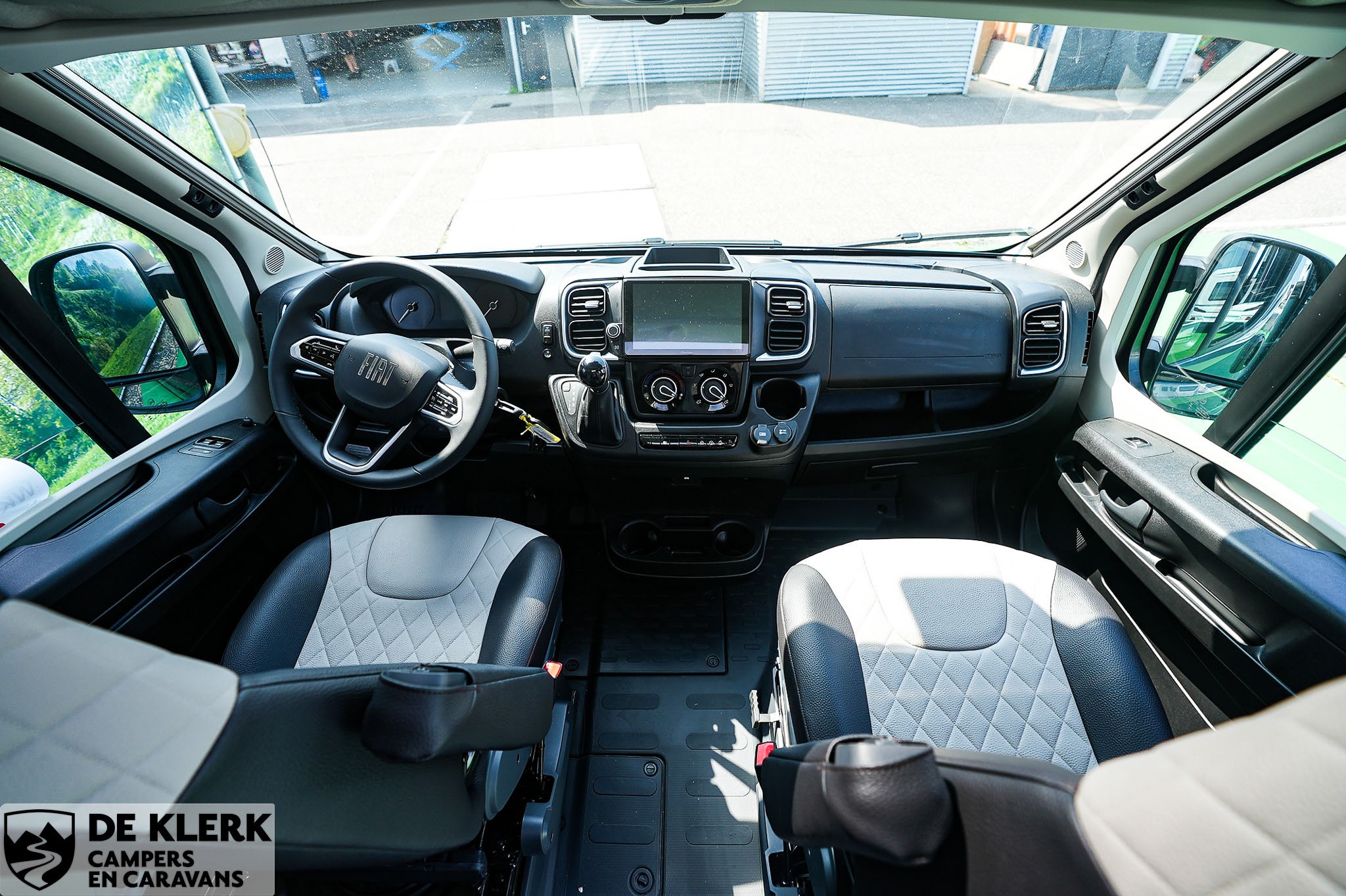 WEINSBERG CaraBus Grey 600 ME Edit. Fire