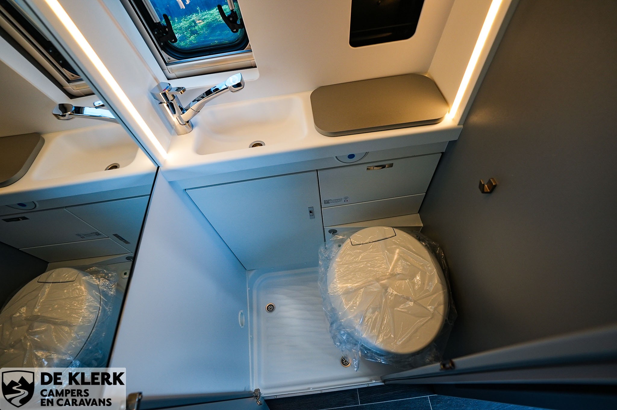 WEINSBERG CaraBus Grey 600 ME Edit. Fire