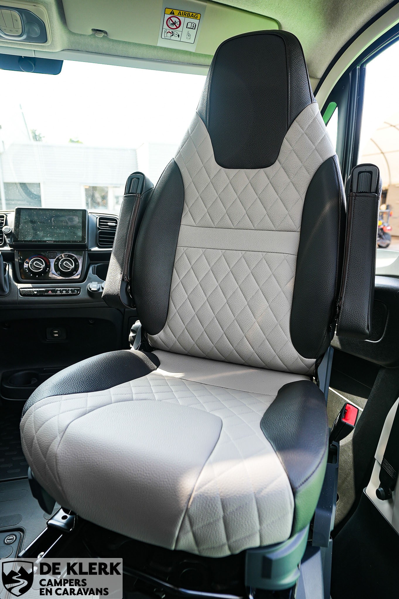 WEINSBERG CaraBus Grey 600 ME Edit. Fire