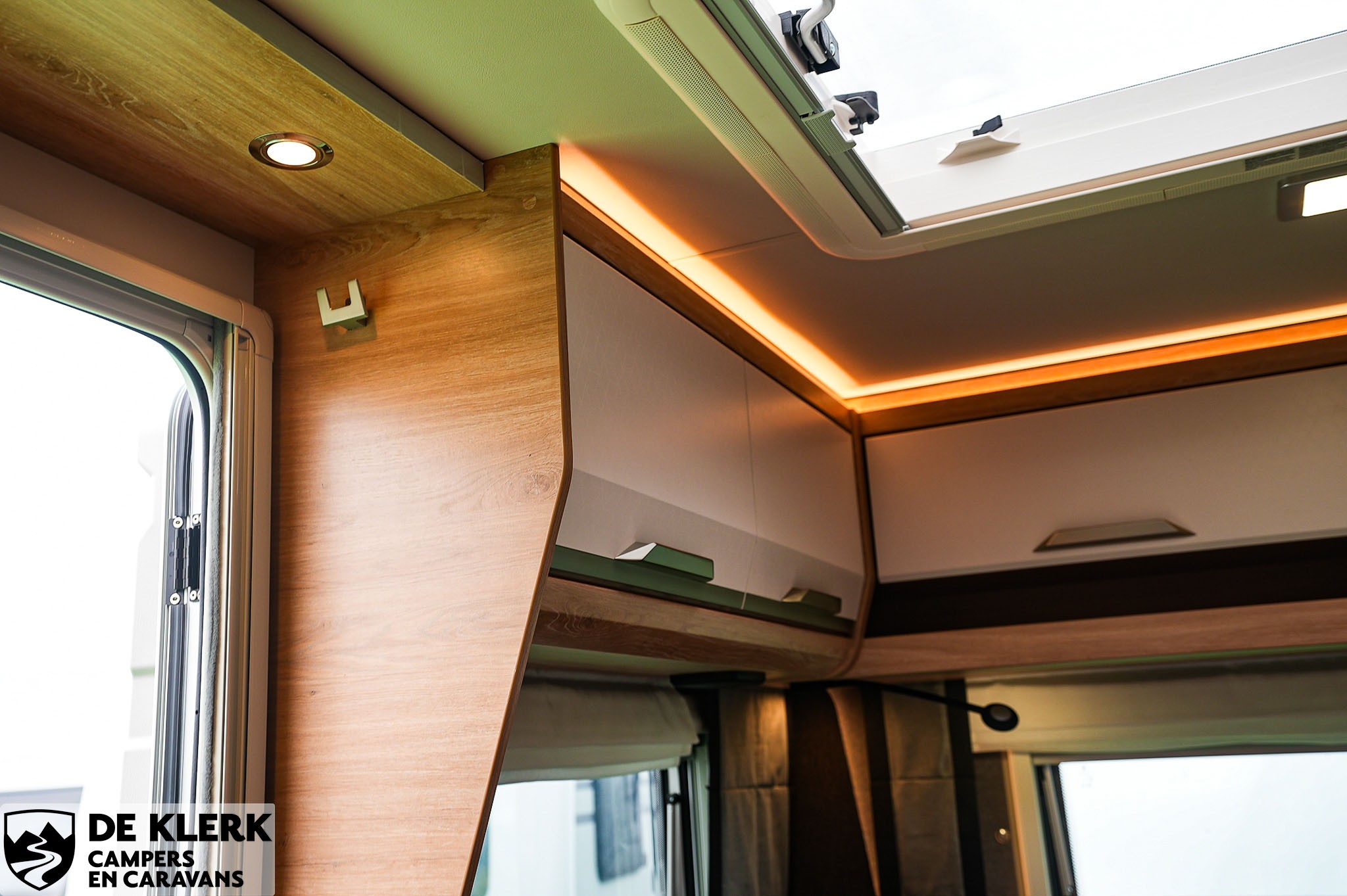 KNAUS SUDWIND  500 EU BlackSelection